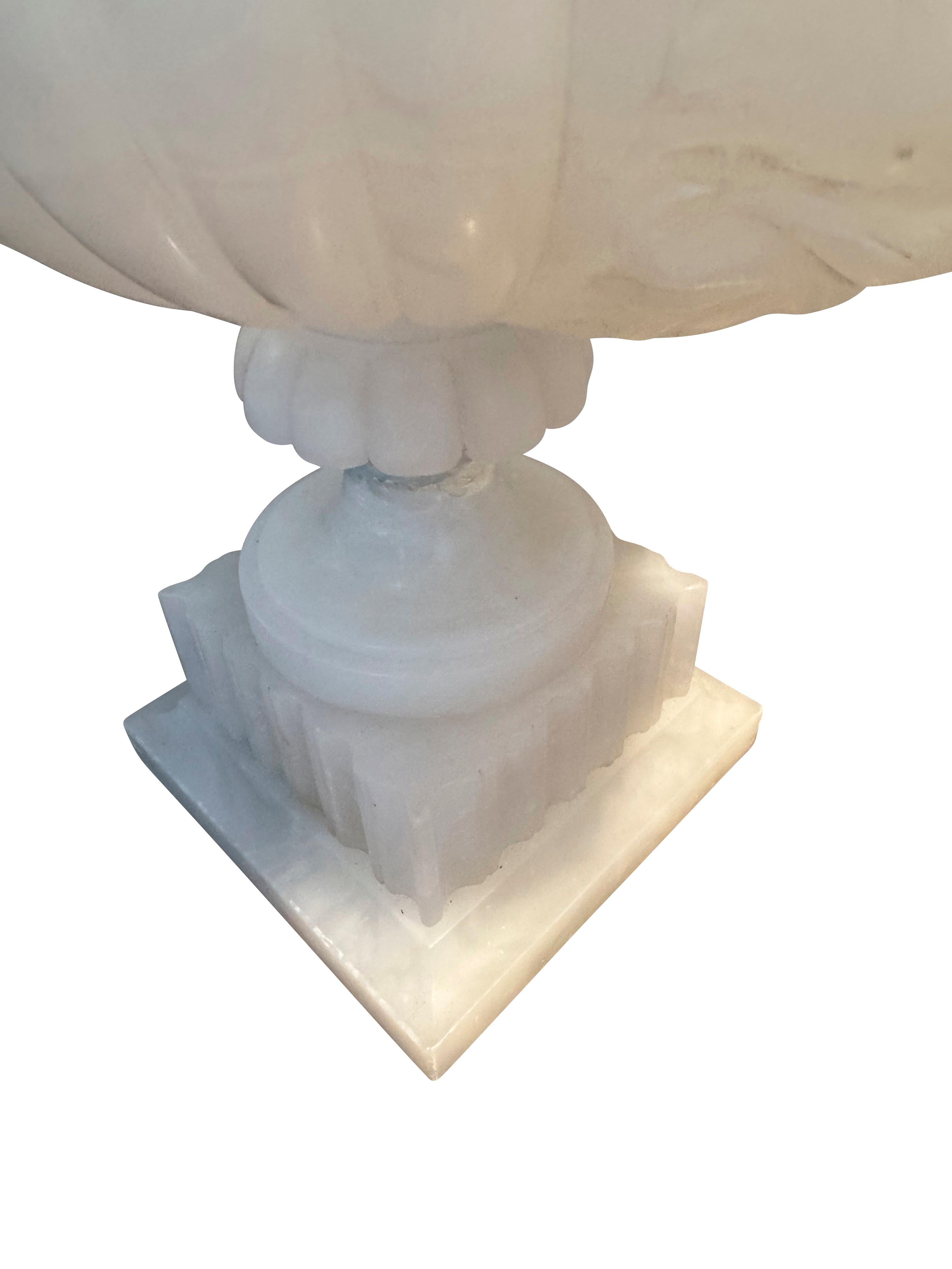 19th Century Neoclassical Italian Alabaster Urn Lamps For Sale 3