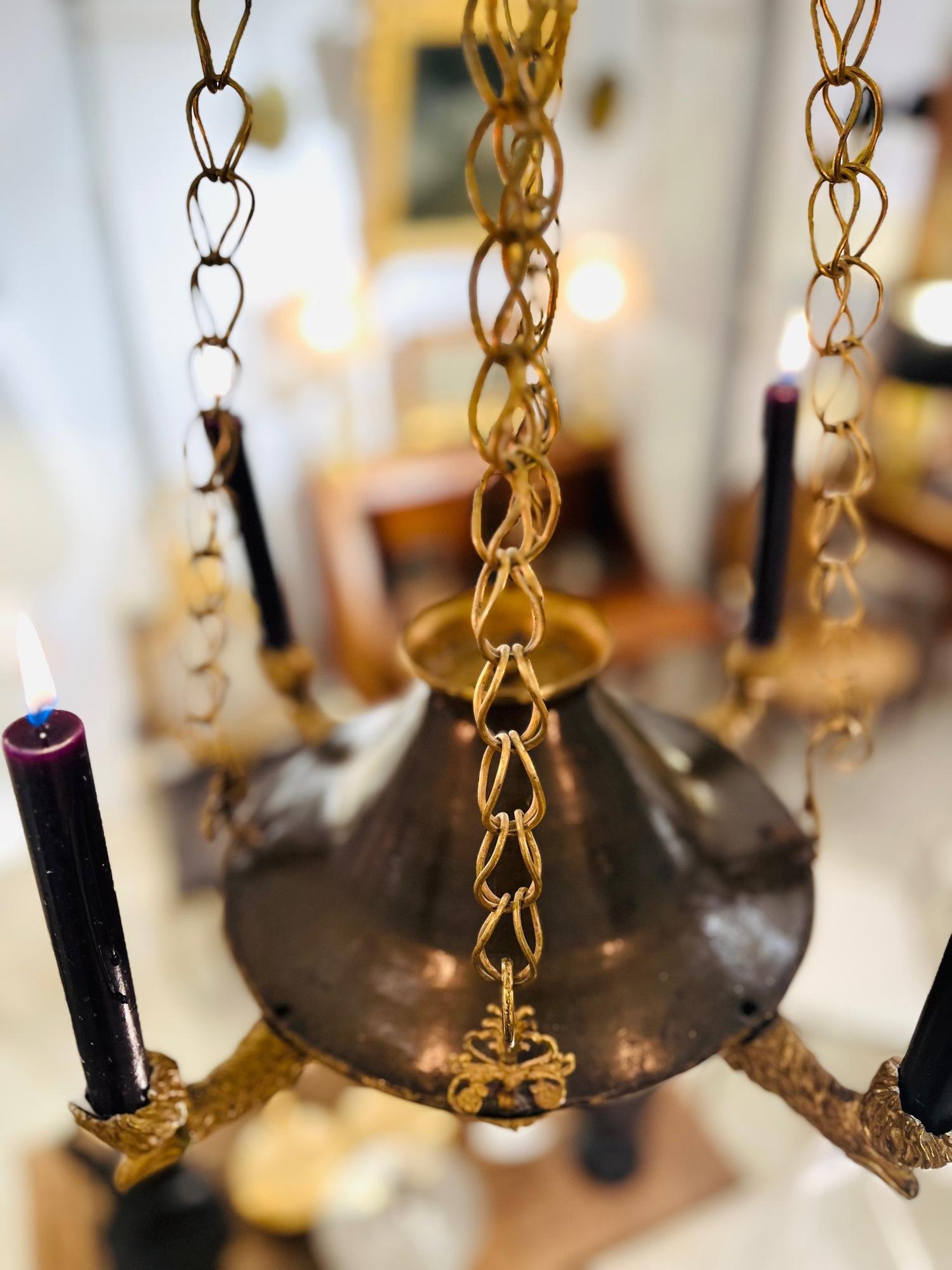 Candelabro neoclásico de bronce patinado del siglo XIX en venta 1