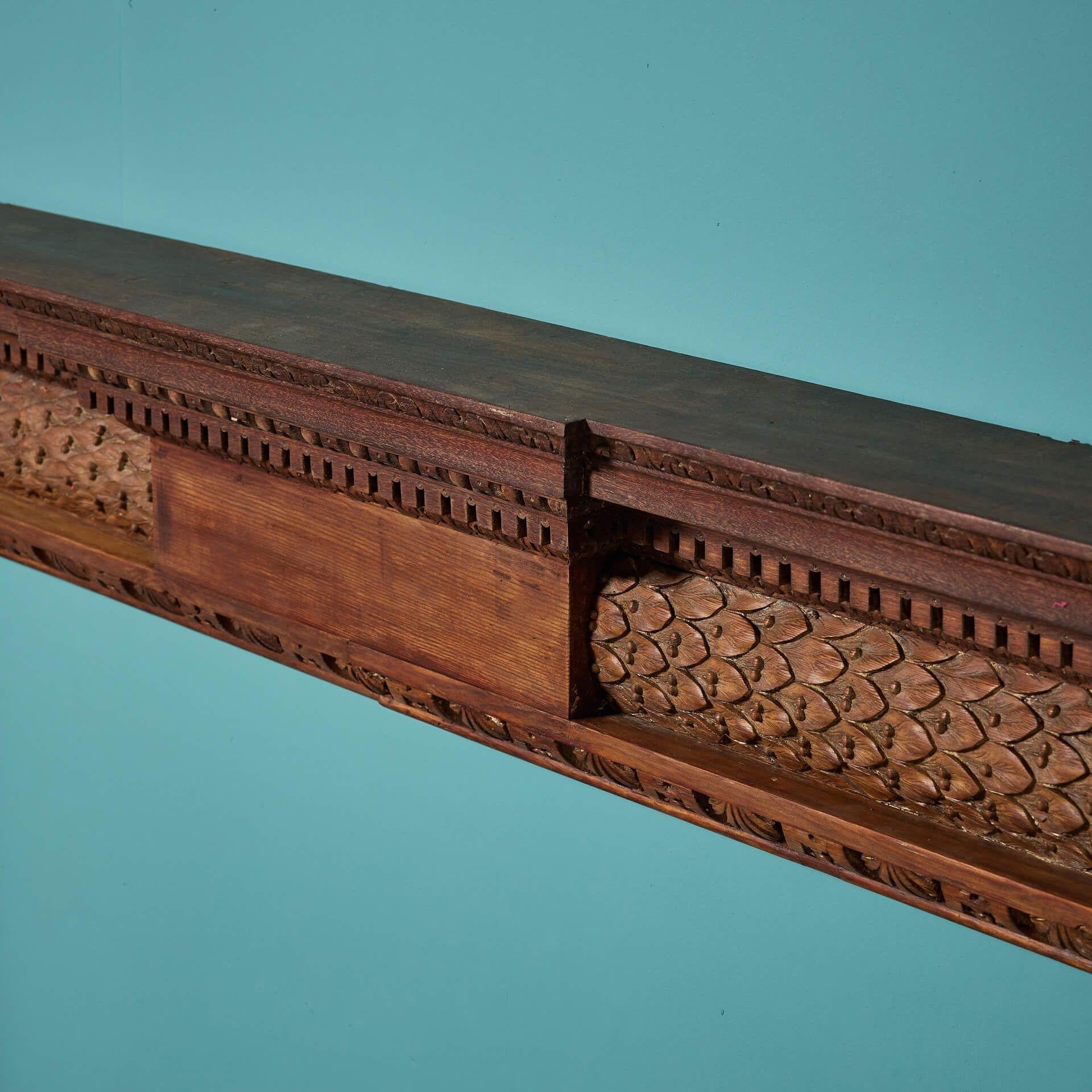 Anglais Cheminée en bois du XIXe siècle de style néoclassique en vente