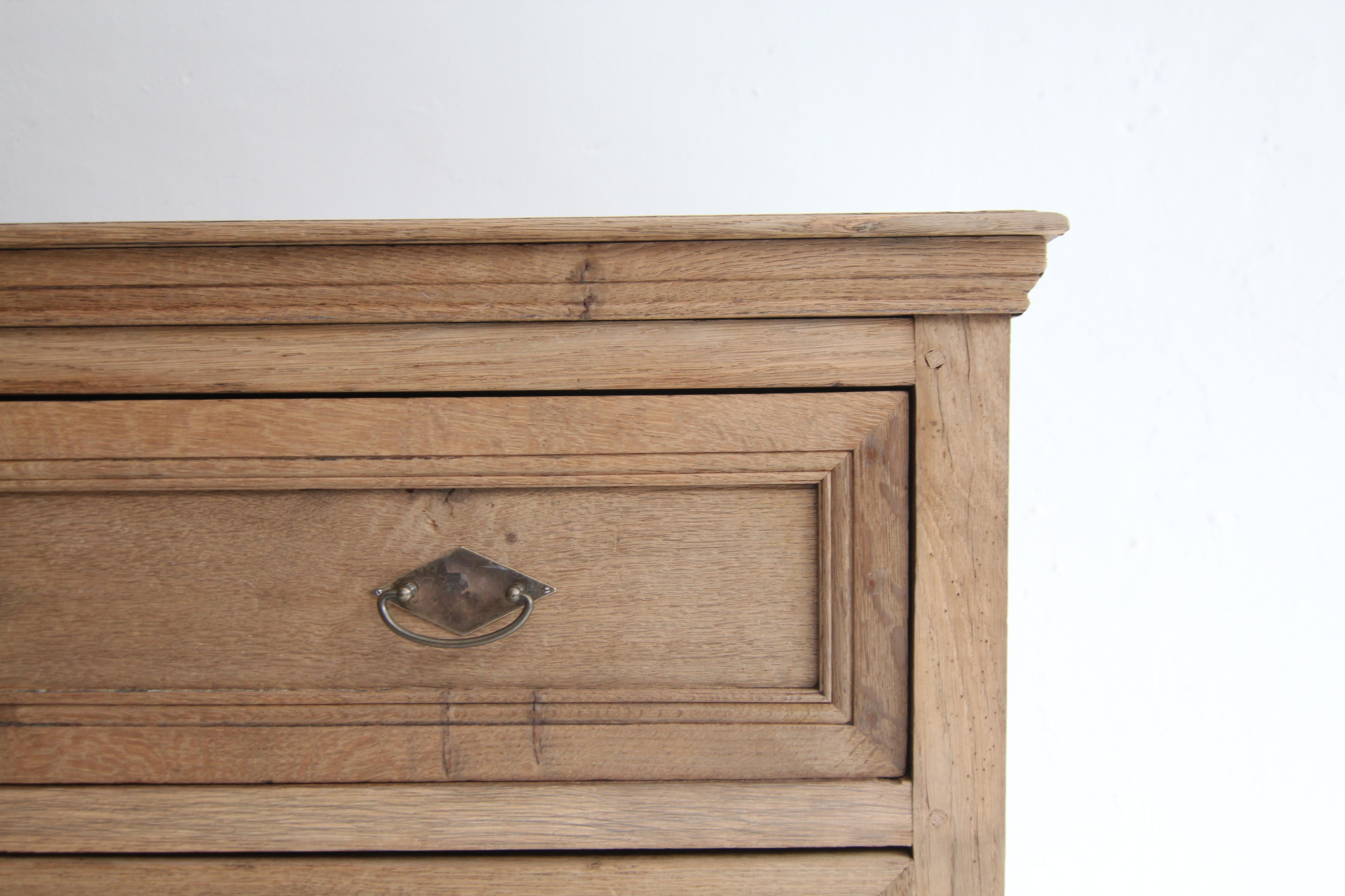 19th Century Neoclassicist Oak Chest of Drawers 5