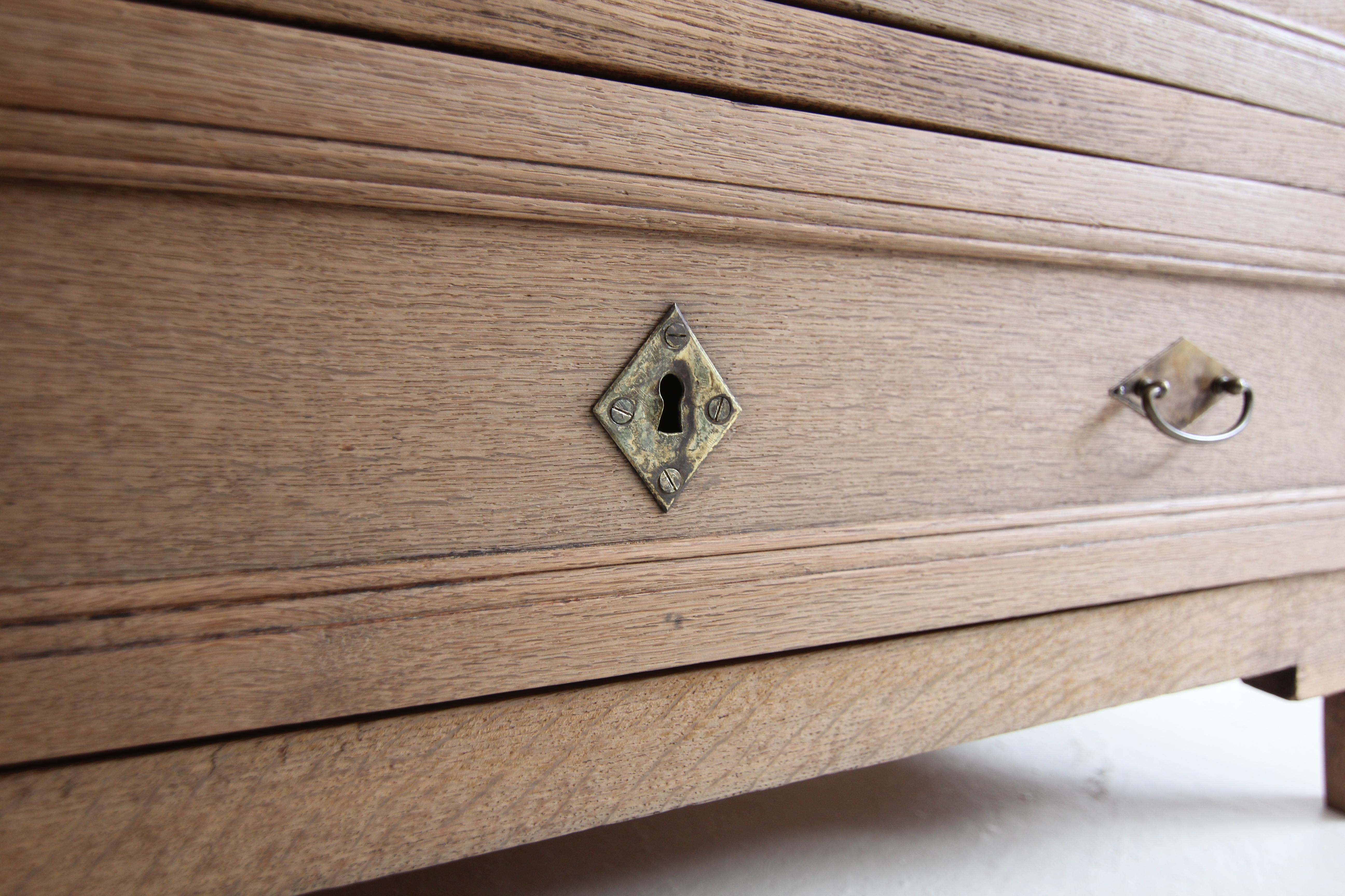 19th Century Neoclassicist Oak Chest of Drawers 8