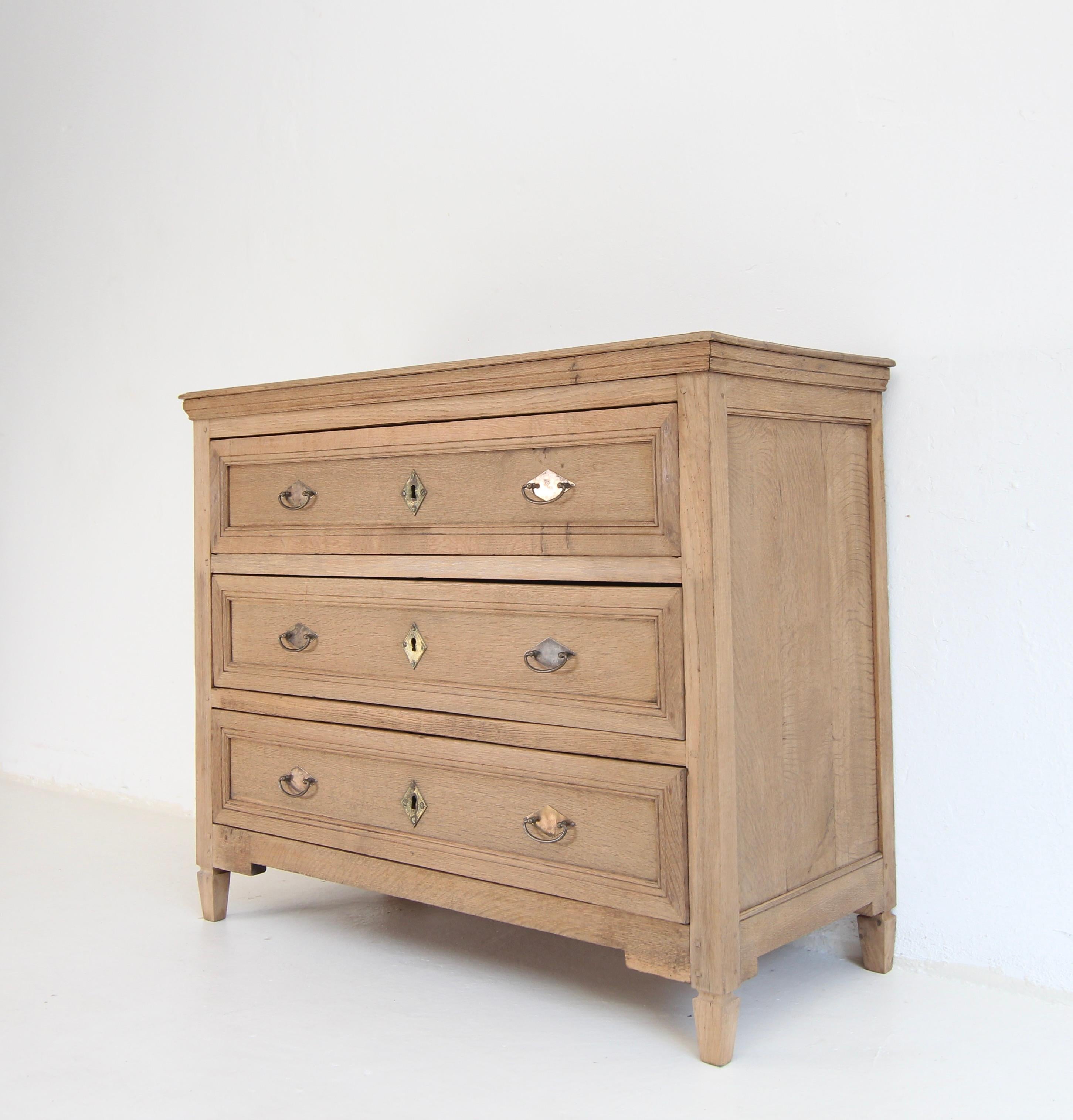 European 19th Century Neoclassicist Oak Chest of Drawers