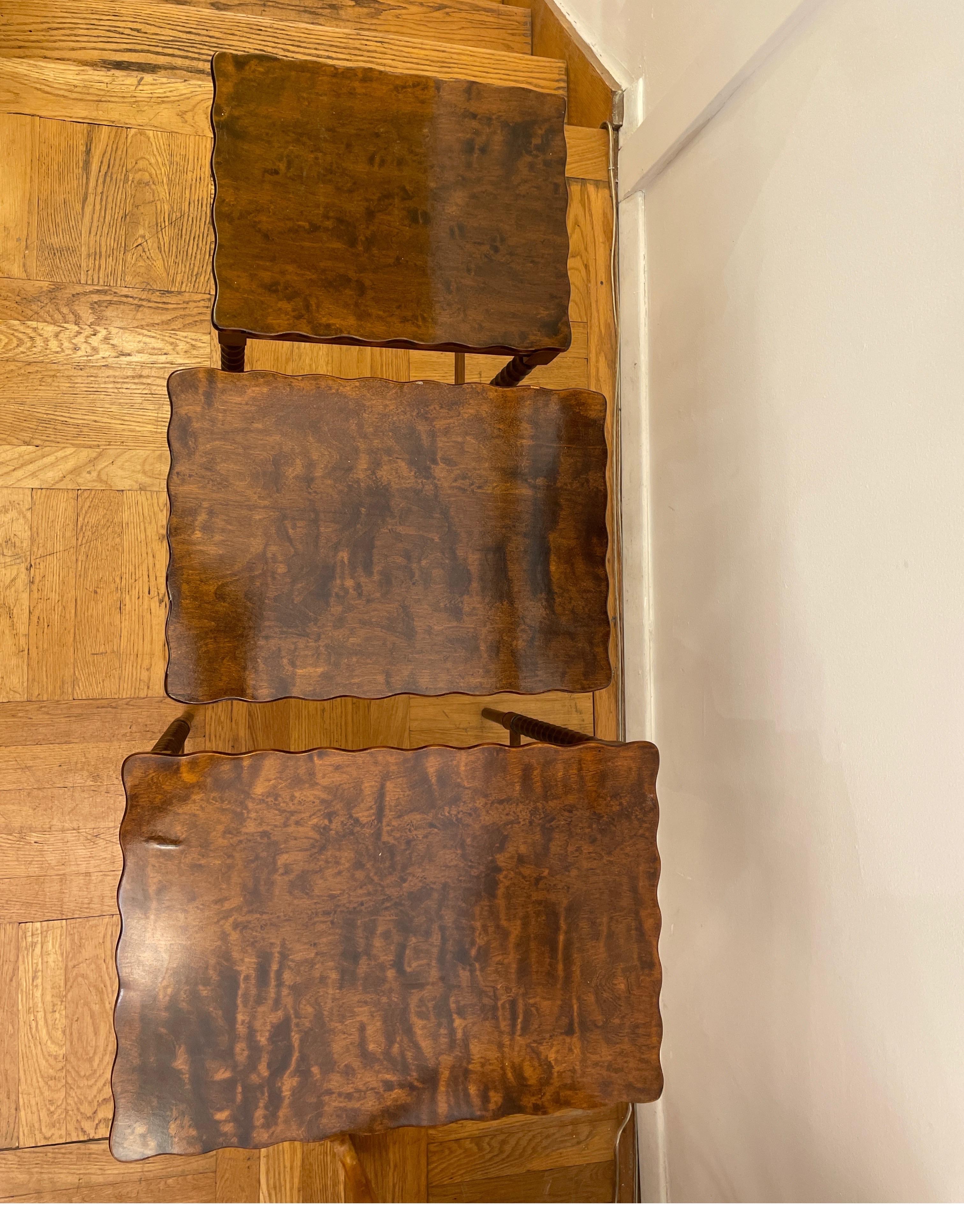 Néo-Renaissance Tables gigognes du XIXe siècle en vente