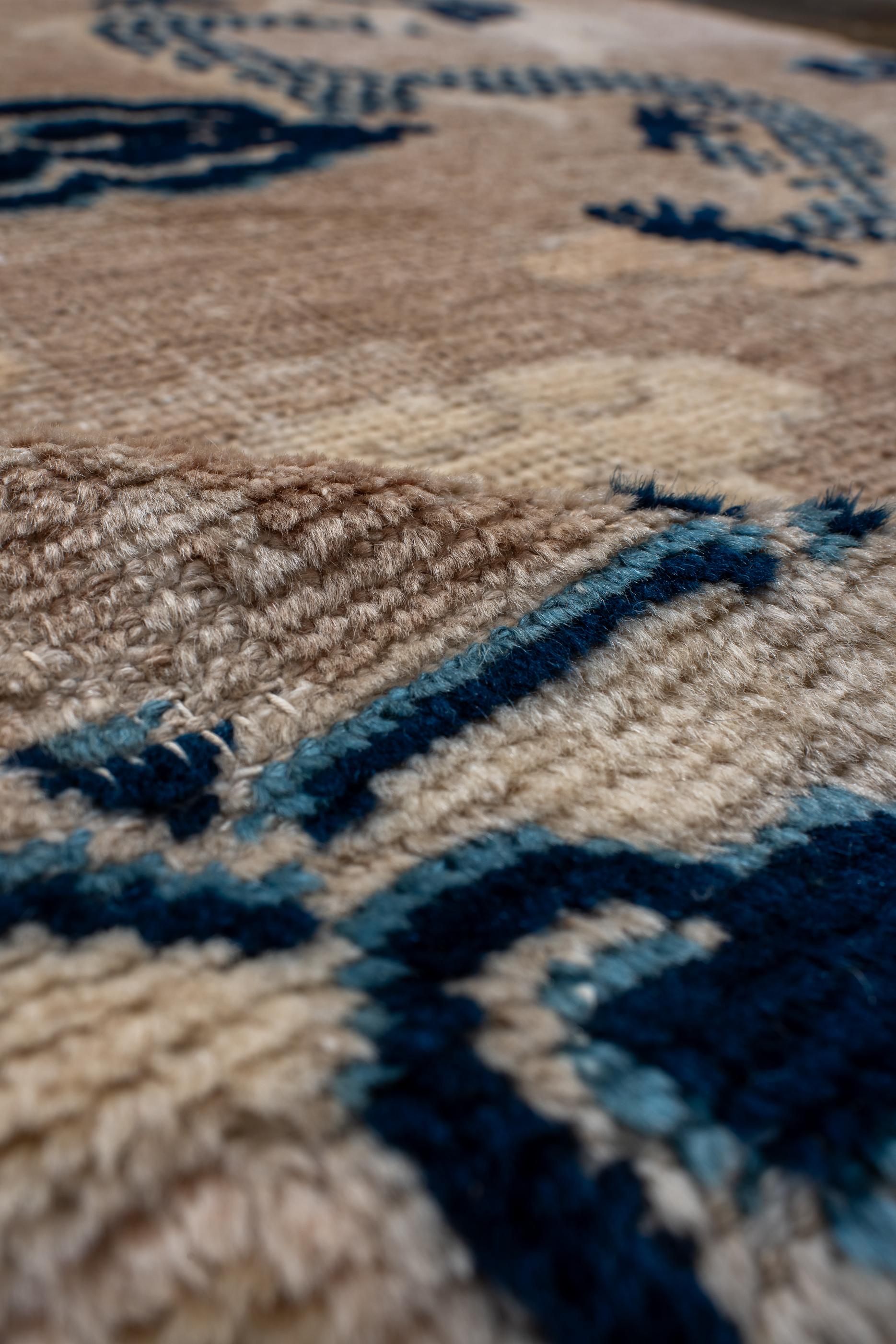 Hand-Knotted 19th Century Ningxia Pillar Rug, with Beige Field and Blue Details For Sale