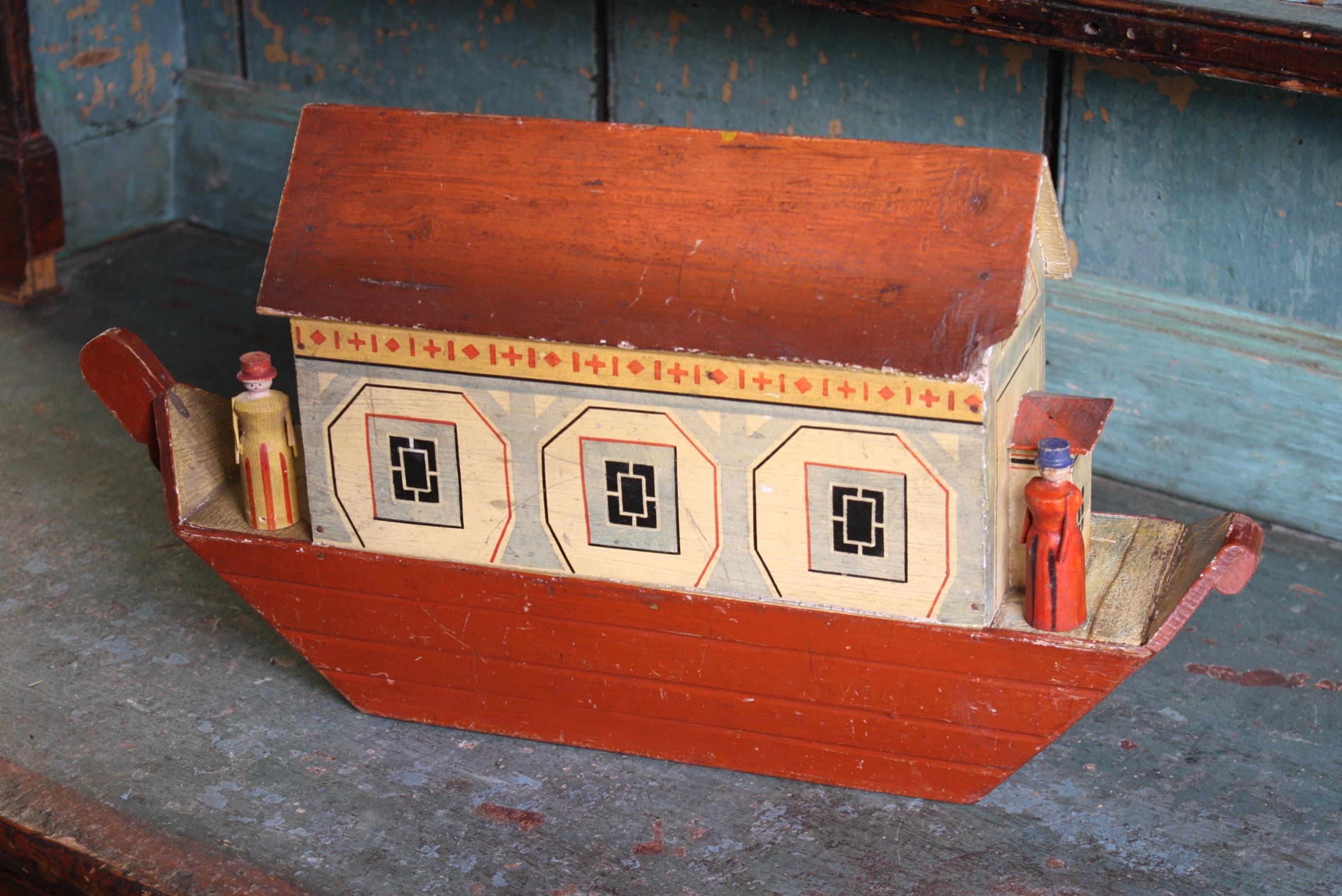 19th Century Noahs Ark Folk Art Hand Carved & Painted Toy 8