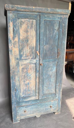 19th Century North Carolina Yellow Pine Press with Drawer in Original Surface