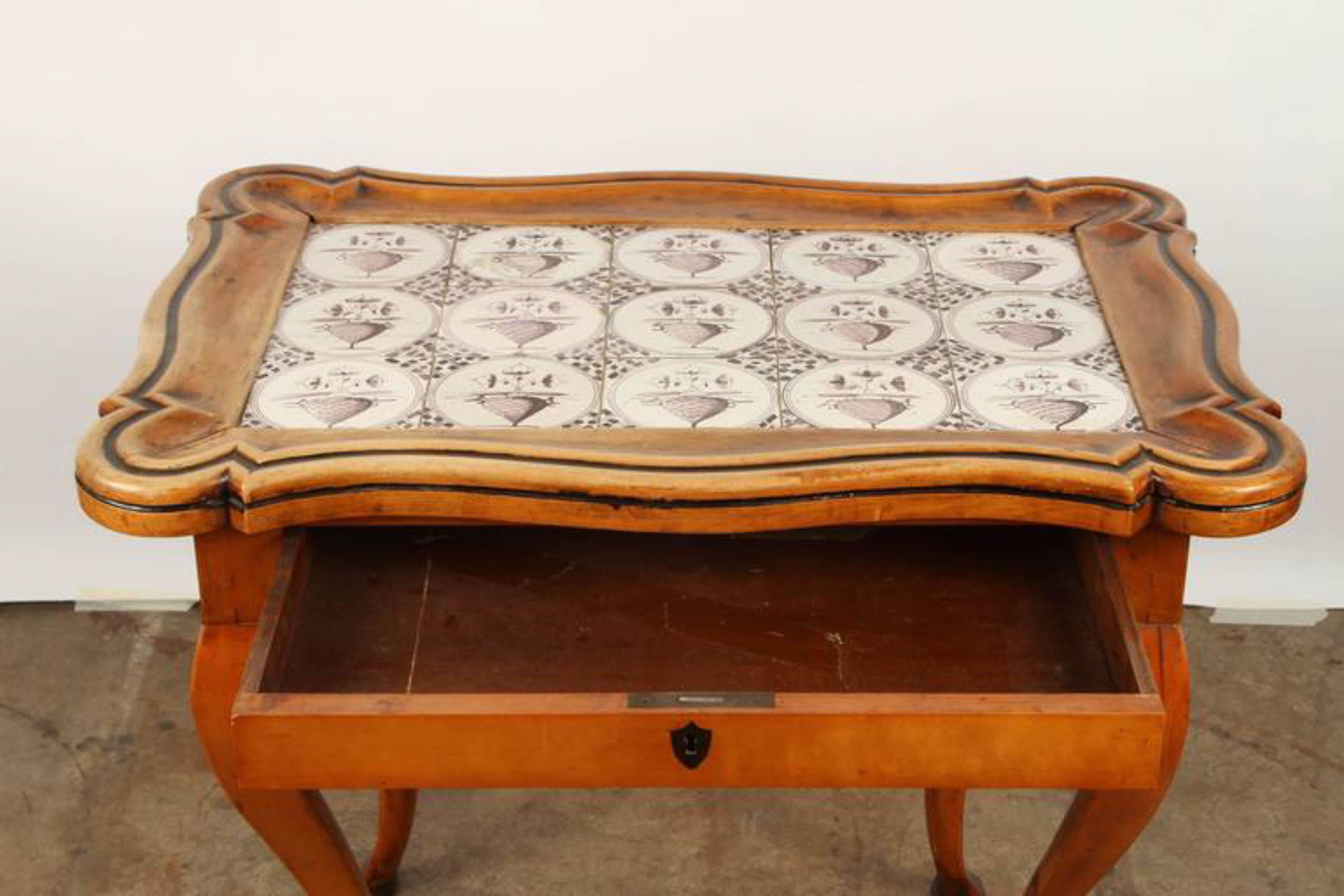 19th Century Northern German Rococo Style Table with Kellinghusen Tile 2