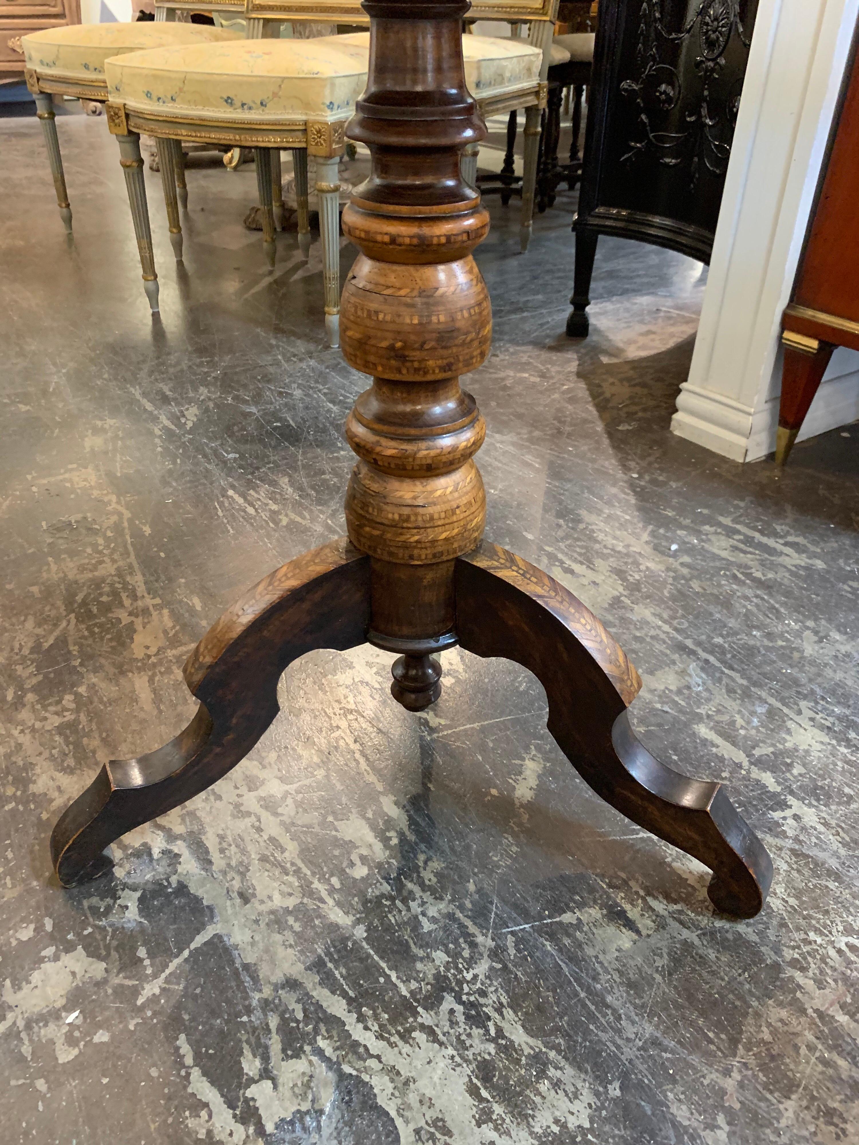 19th Century Northern Italian Inlaid Walnut Side Table In Good Condition In Dallas, TX