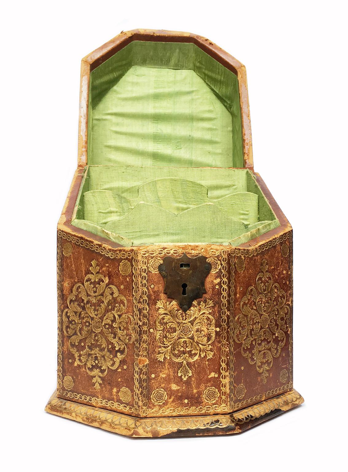Late 19th Century 19th Century Northern Italy Wood and Leather Cutlery Box, circa 1870