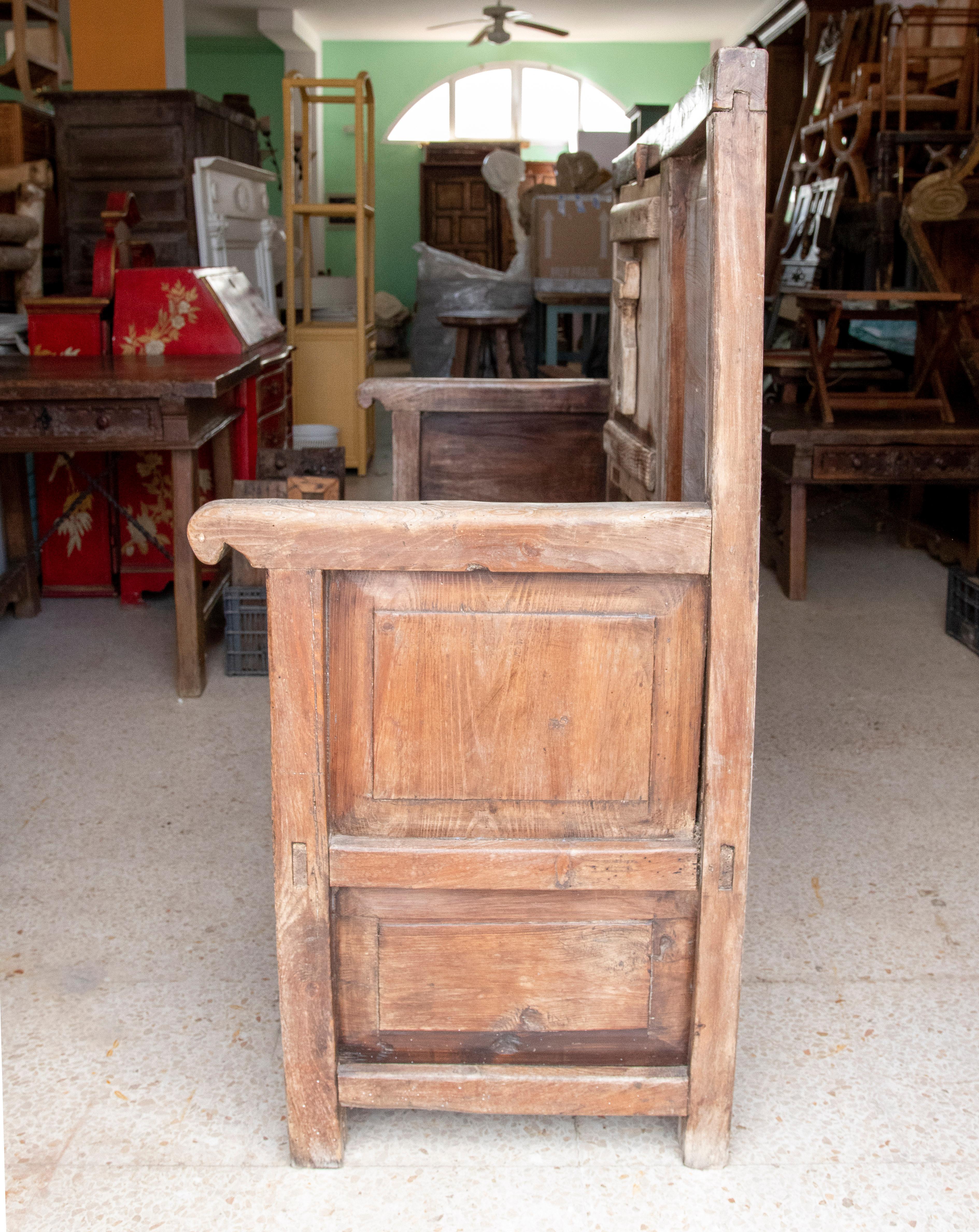 19th Century Northern Spanish Wooden Bench with Folding Table In Good Condition In Marbella, ES