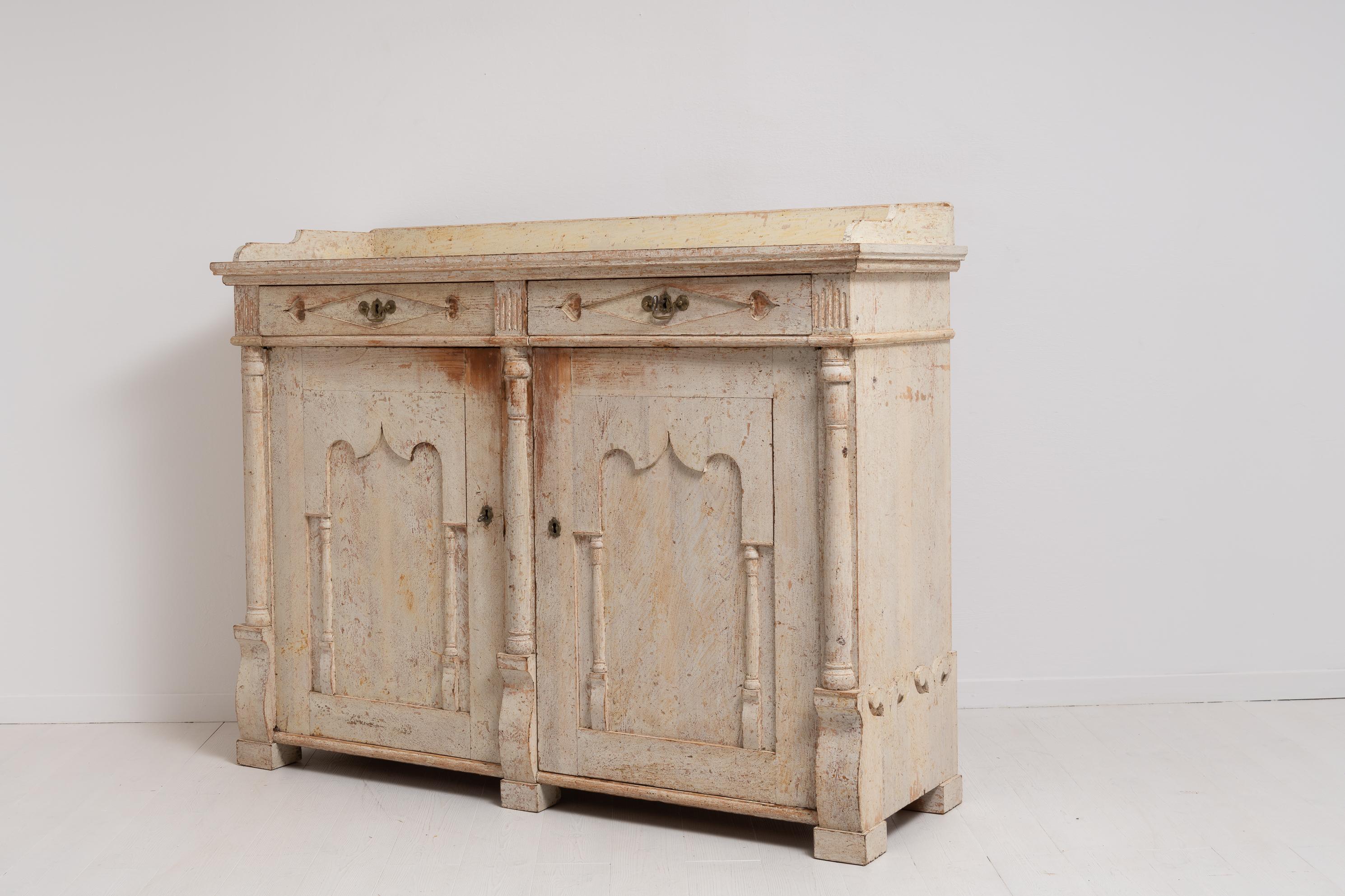 19th Century Northern Swedish Gustavian and Empire Sideboard In Good Condition In Kramfors, SE
