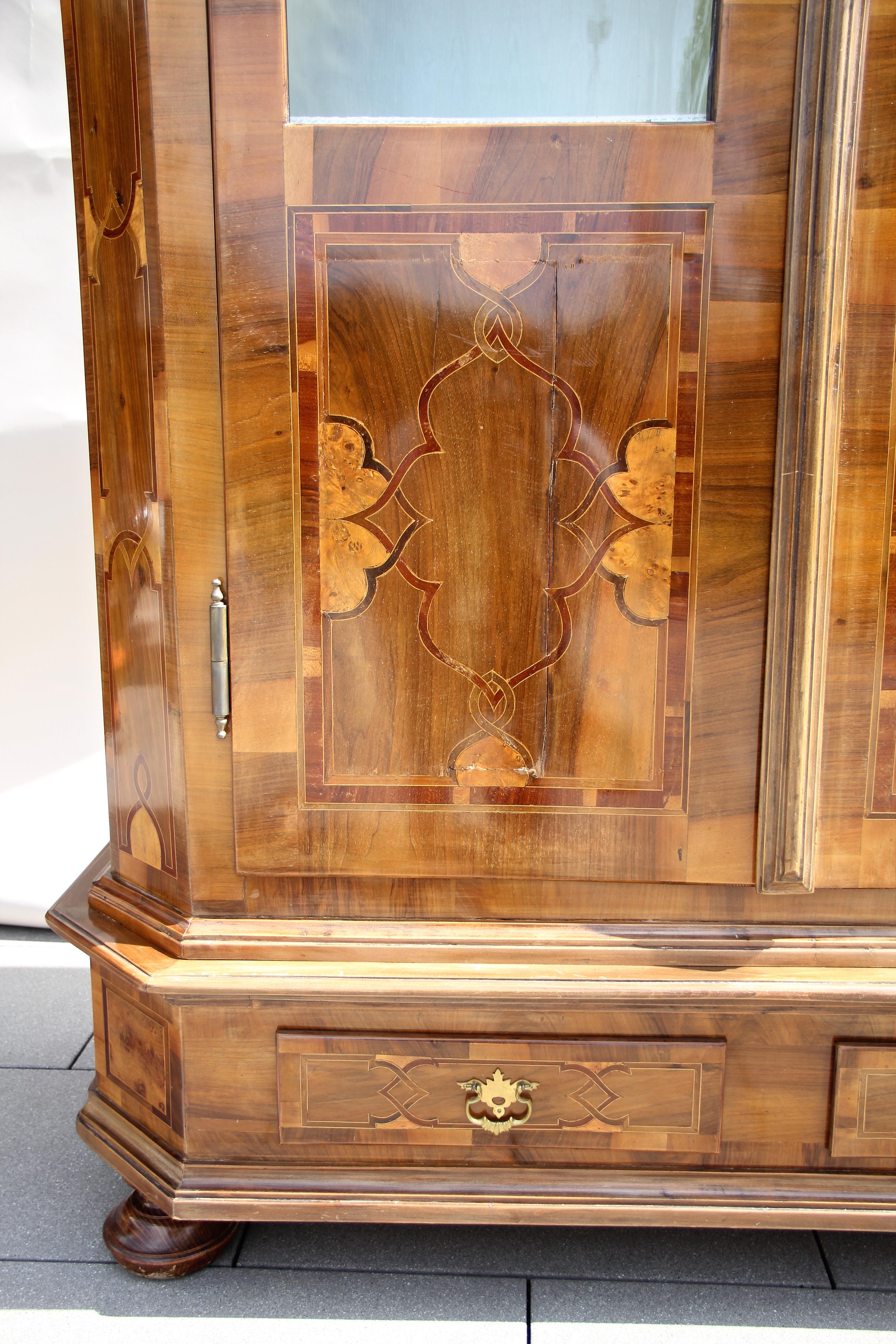 Baroque Revival 19th Century Nutwood Bookcase/ Cupboard with Marquetry, Austria, circa 1890 For Sale