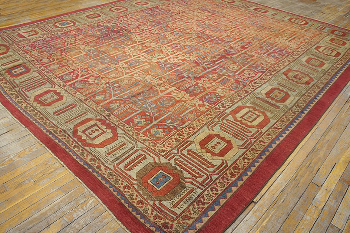 Hand-Knotted 19th  Century N.W. Persian Bakshaiesh Carpet ( 10'10