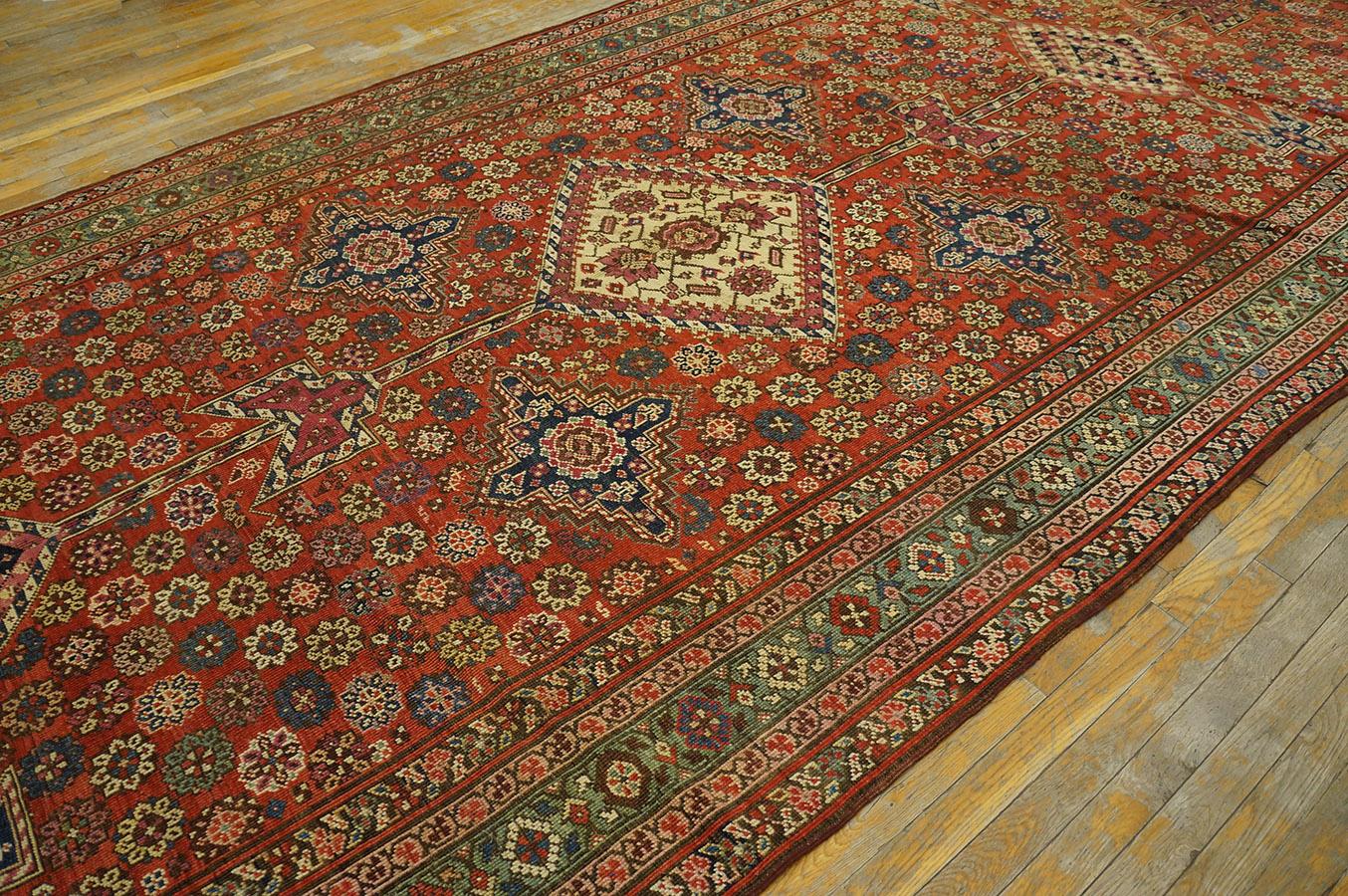 19th Century NW Persian Bakshaiesh Gallery Carpet ( 6'8