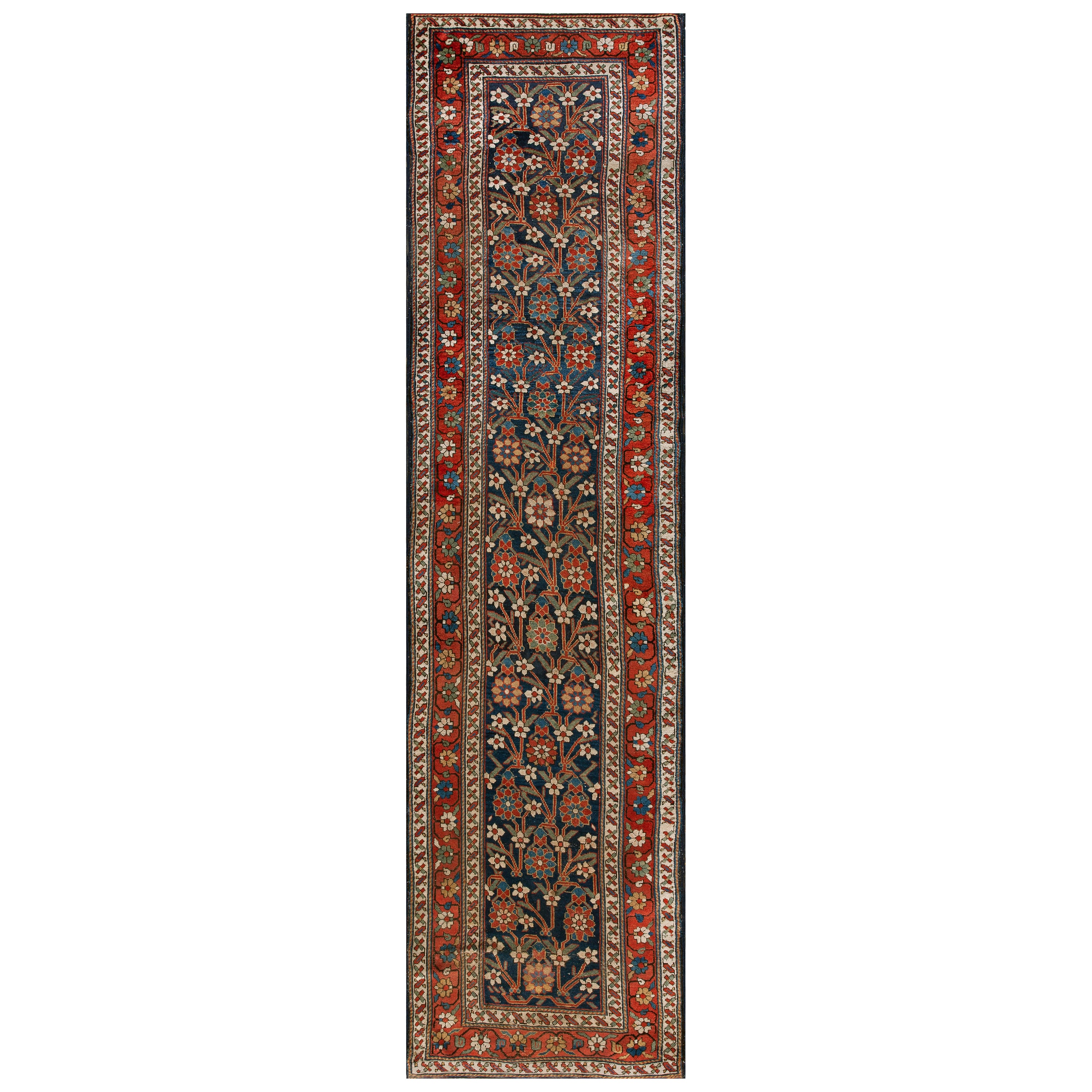 Alfombra persa del NO del siglo XIX ( 3' 3'' x 11' 8'' - 99 x 355 cm ) en venta