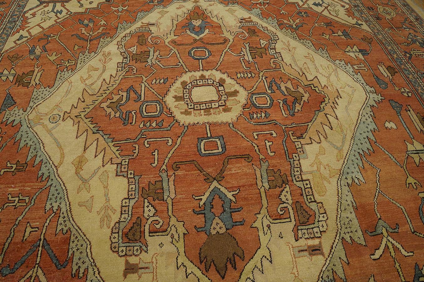 19th Century N.W. Persian Serapi Carpet ( 10' x 13'3