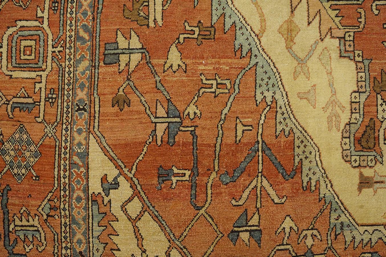 19th Century N.W. Persian Serapi Carpet ( 10' x 13'3