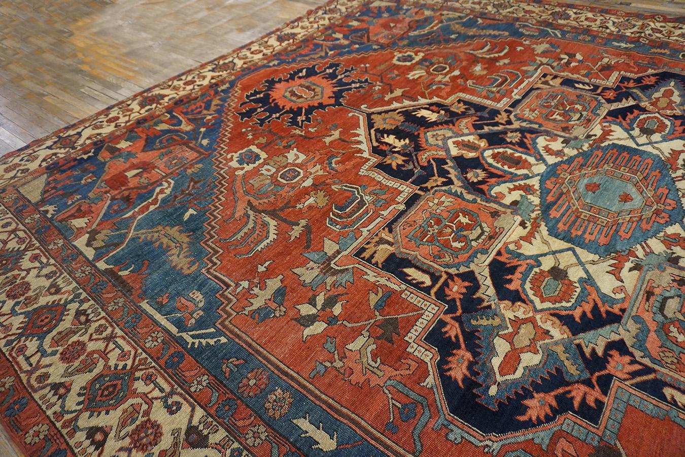 Late 19th Century 19th Century N.W. Persian Serapi Carpet ( 11'10