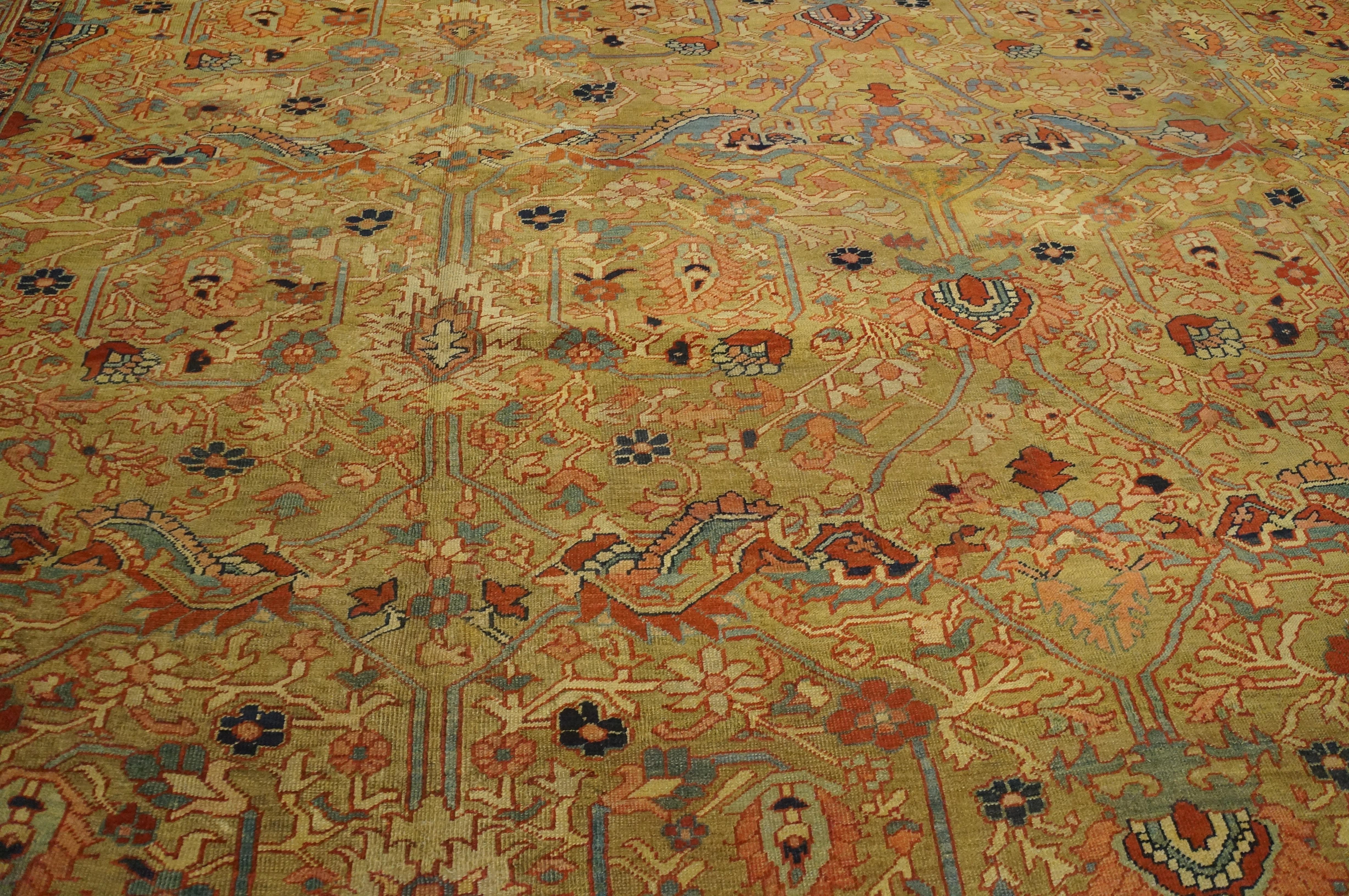 19th Century N.W. Persian Serapi Carpet ( 14'8