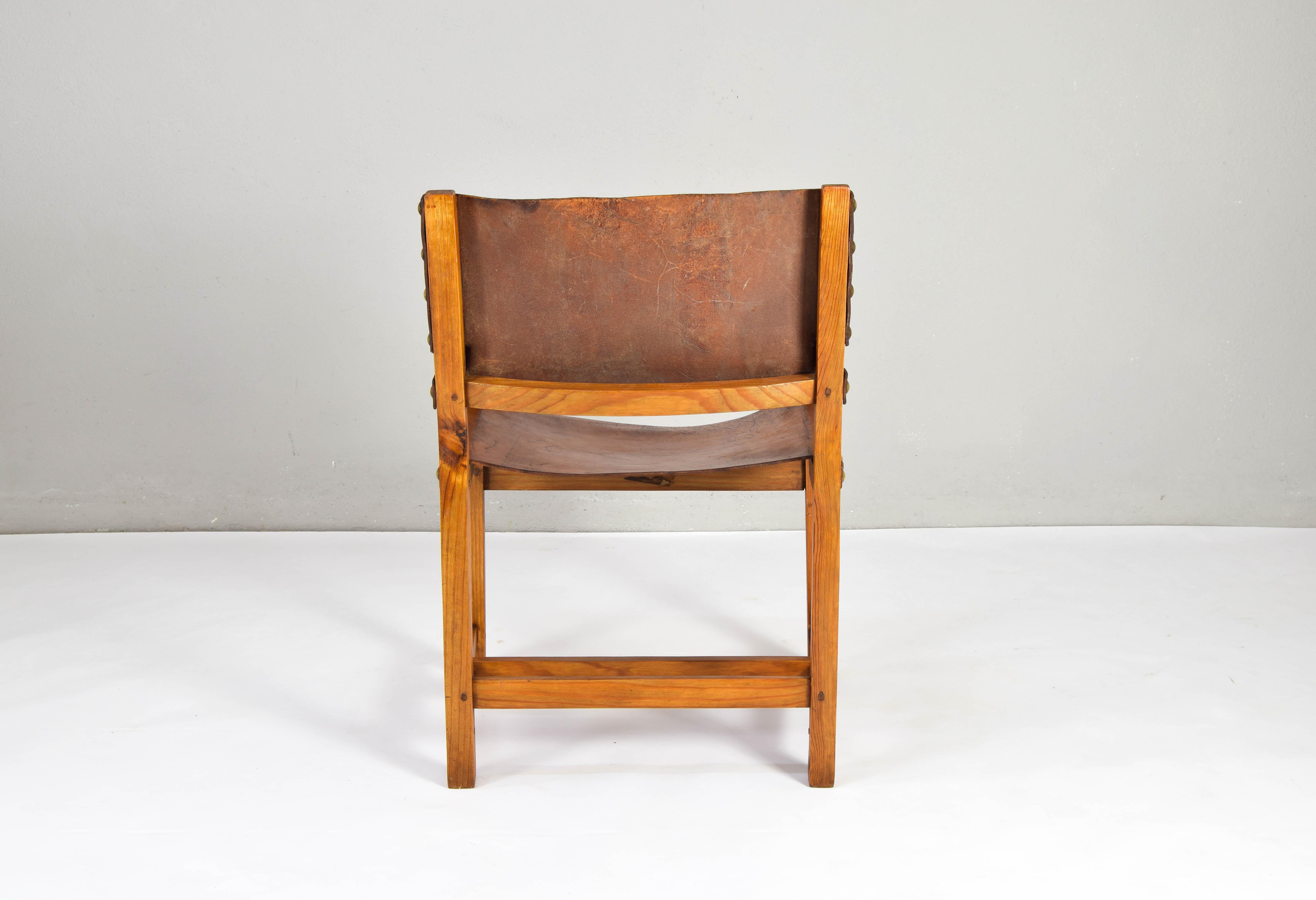 19th Century Oak and Cognac Leather Brutalist Castellana Spanish Armchair For Sale 4
