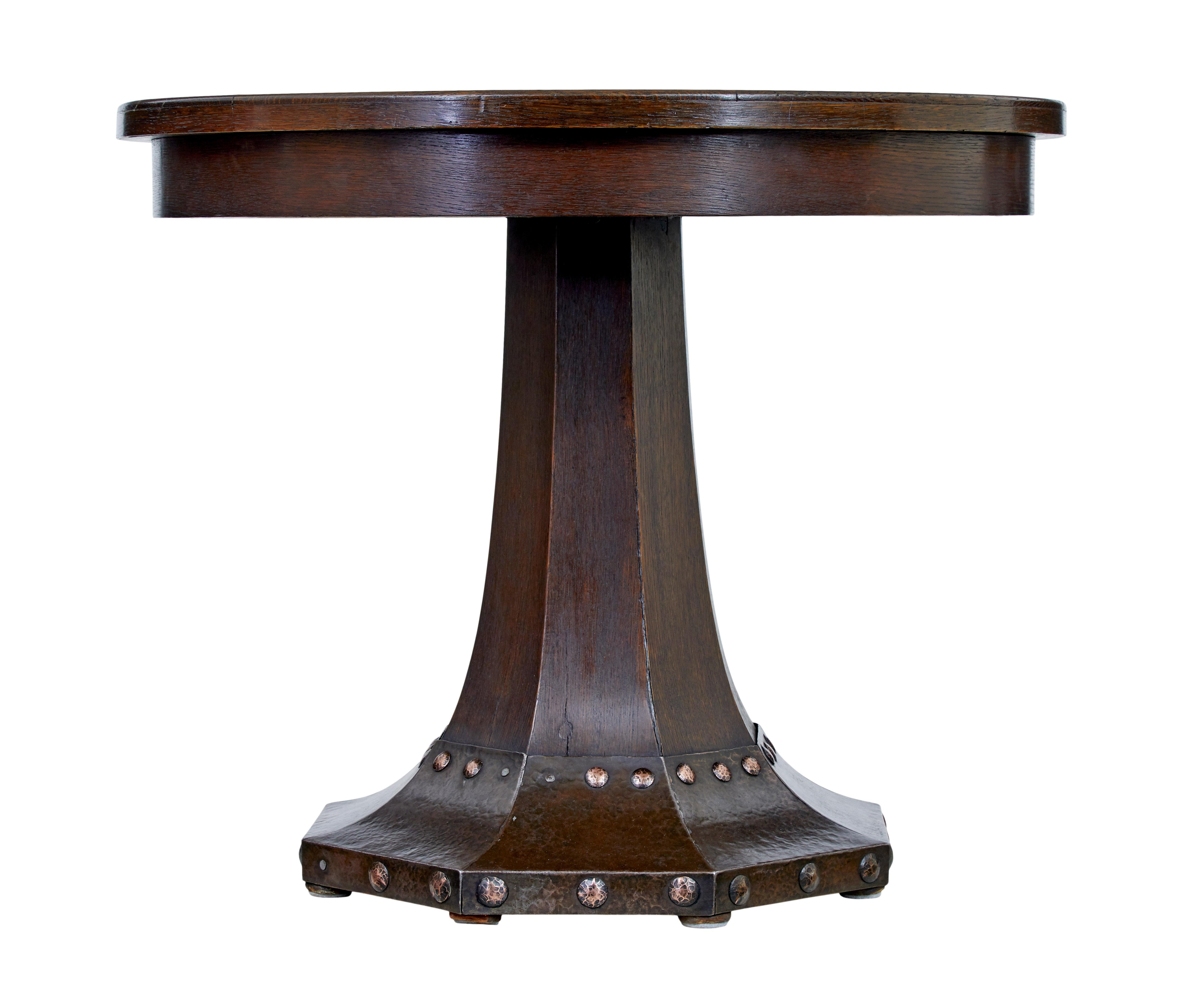 19th Century oak and copper aesthetic movement center table In Good Condition For Sale In Debenham, Suffolk