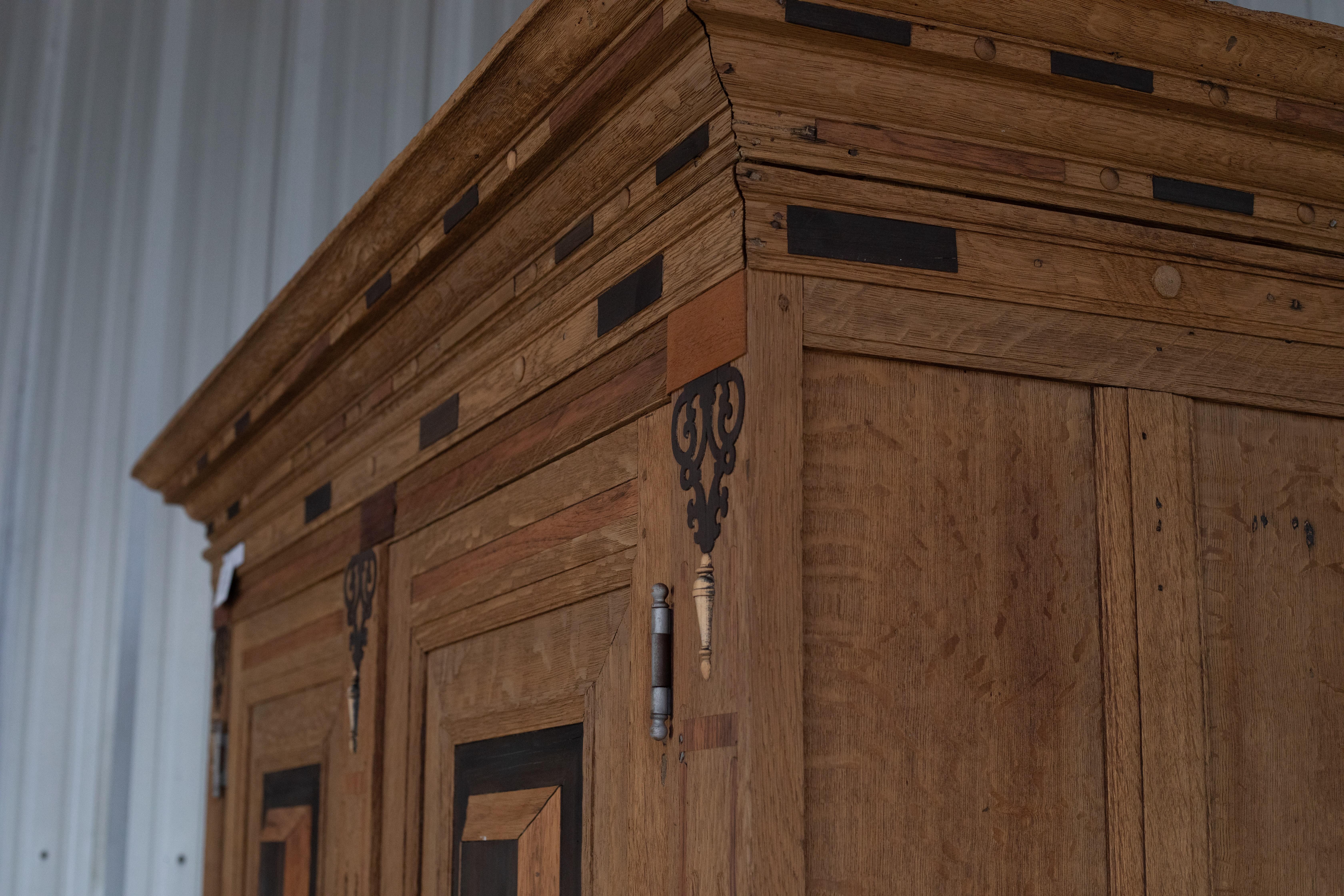 19th Century Oak Armoire In Fair Condition For Sale In North Charleston, SC