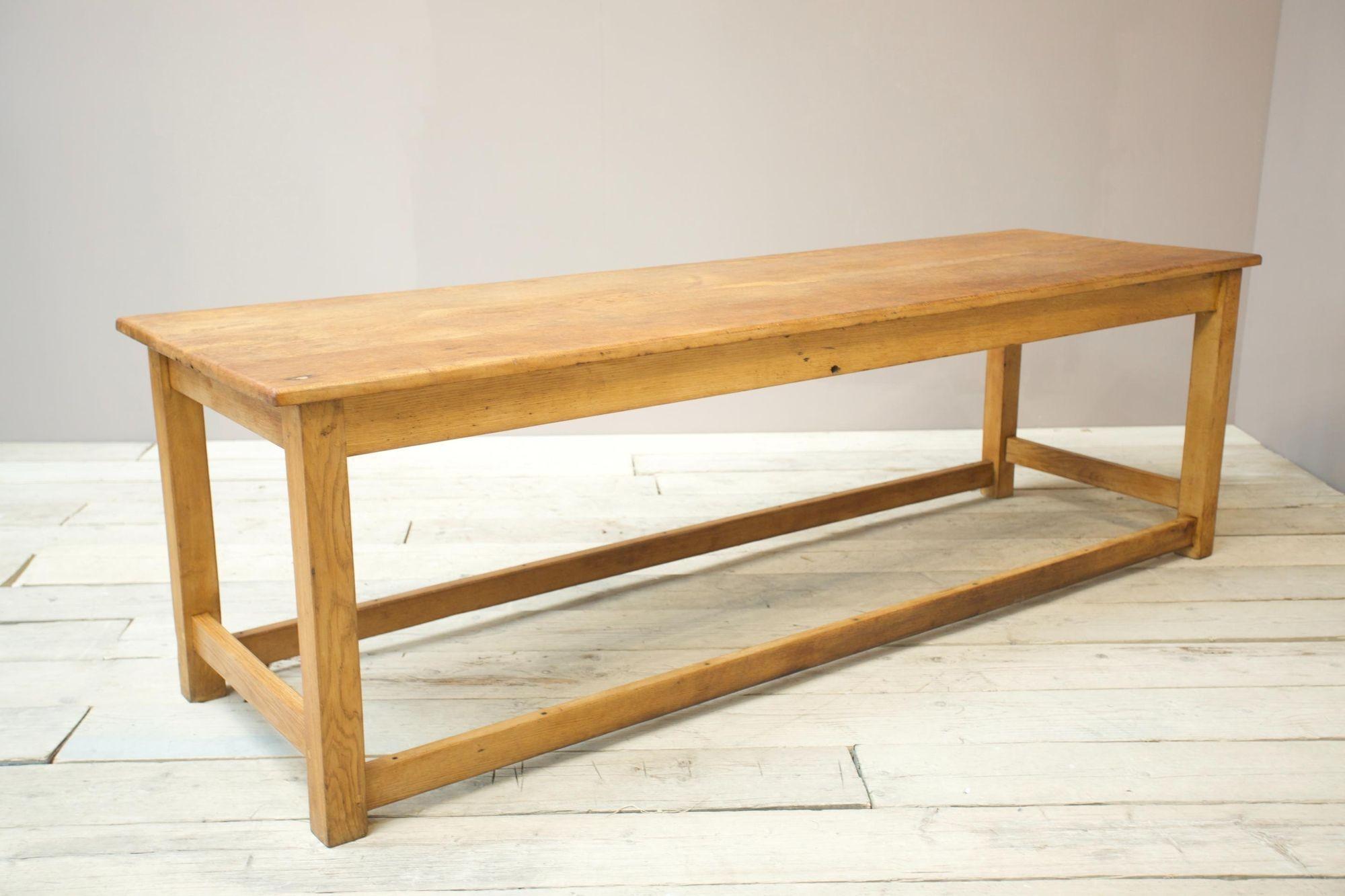 19th Century Oak Bakers Table In Excellent Condition In Malton, GB