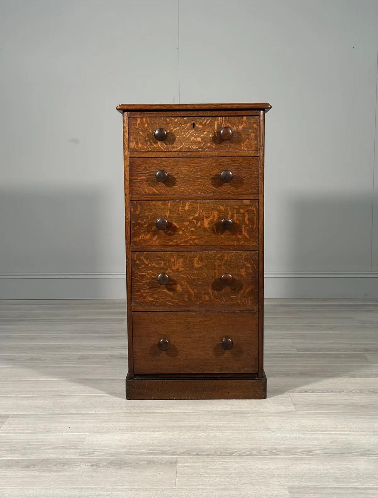 Victorian 19th Century Oak Chest Of Drawers