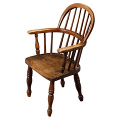 19th Century Oak Child's Windsor Chair with Turned Legs and Horseshoe Arms