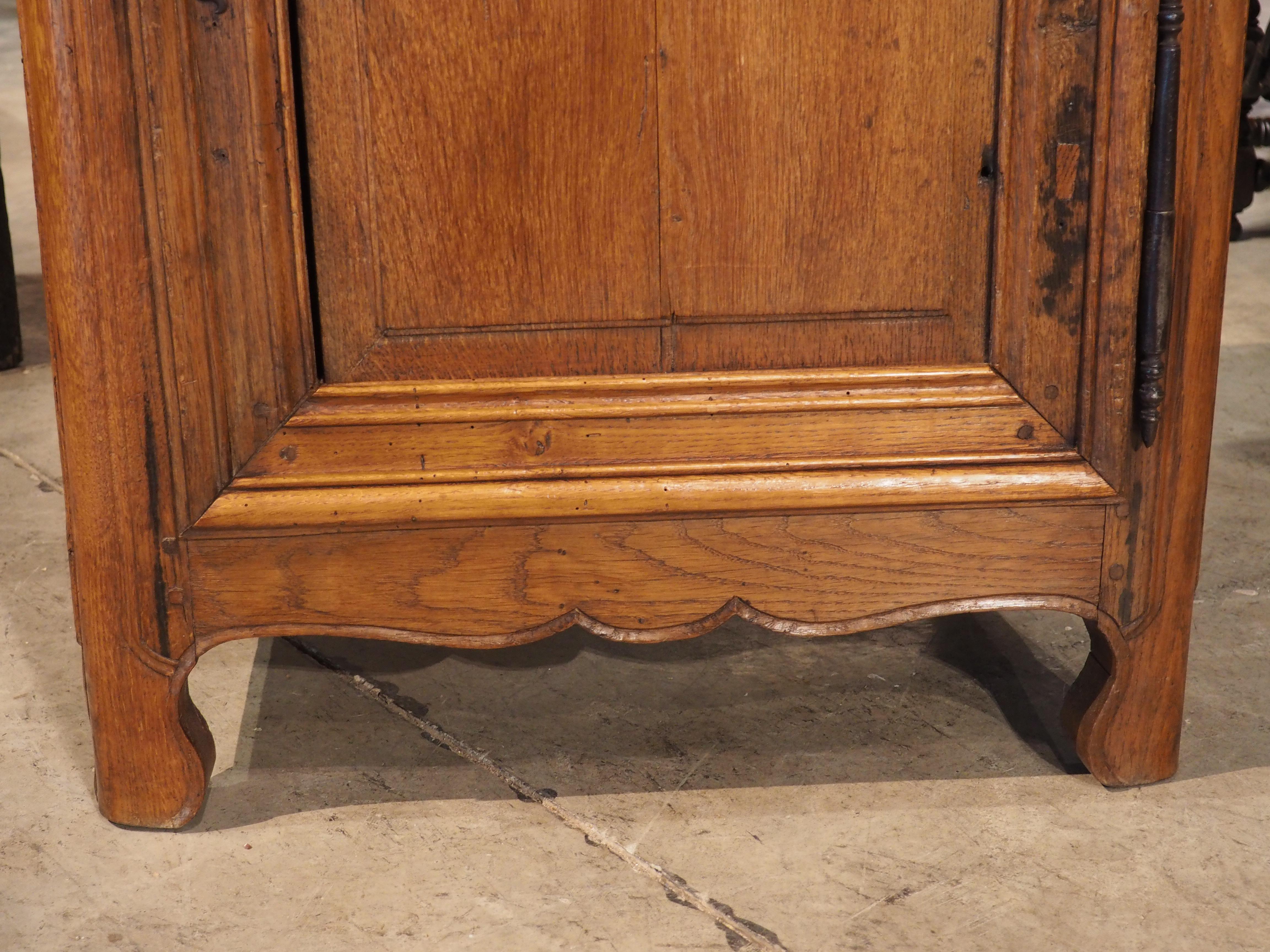 Hand-Carved 19th Century Oak Confiturier Cabinet from Normandy, France For Sale