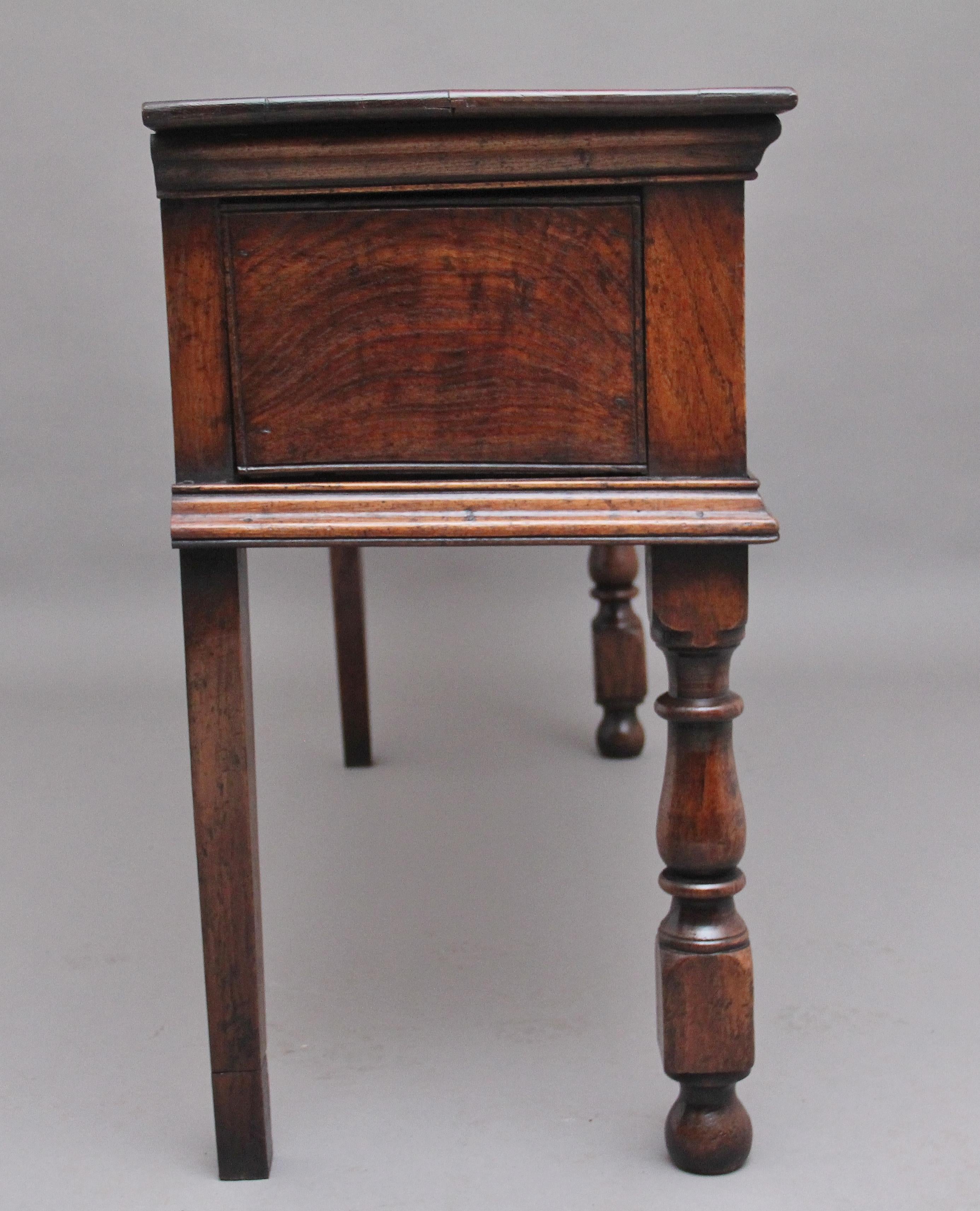 19th Century Oak Dresser In Good Condition For Sale In Martlesham, GB