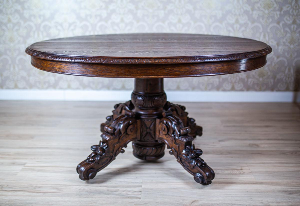 European 19th Century Oak Extendable Table for 16 People