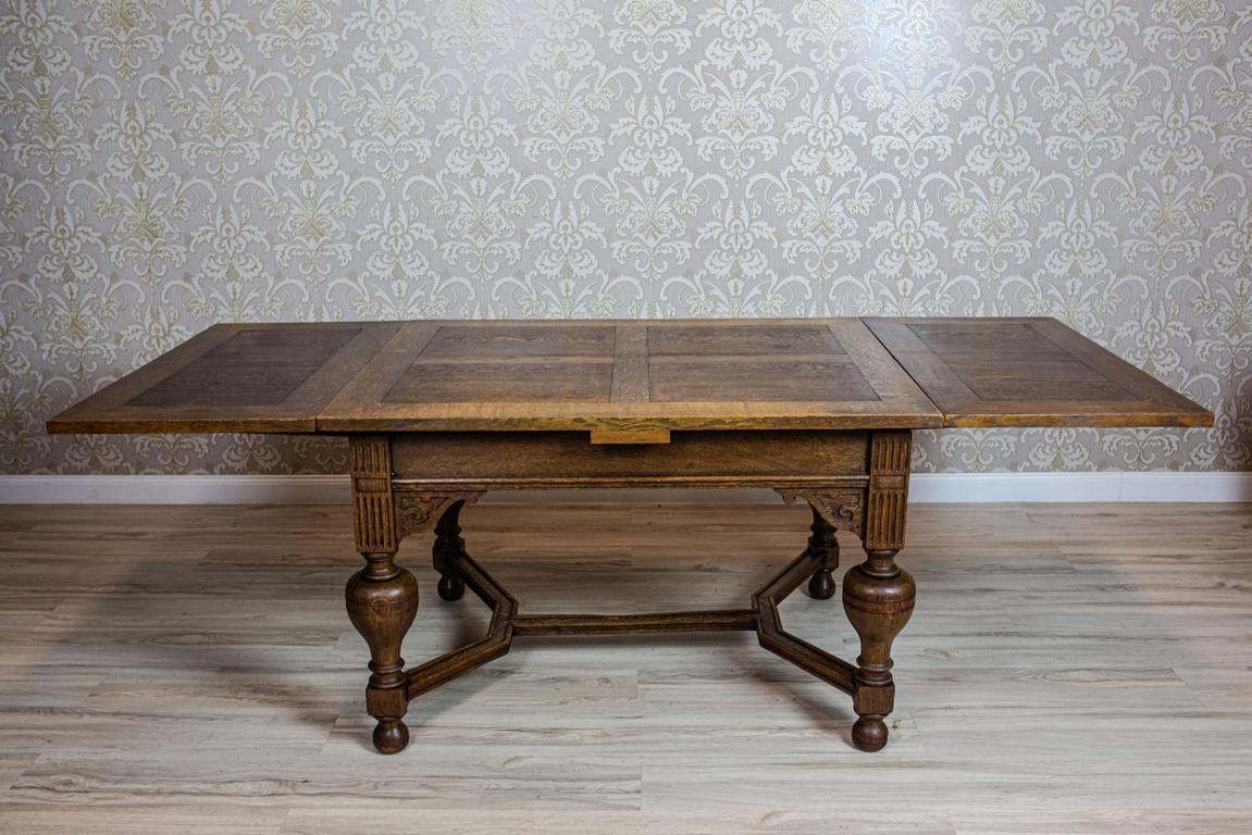 Dutch 19th Century Oak Extendable Table