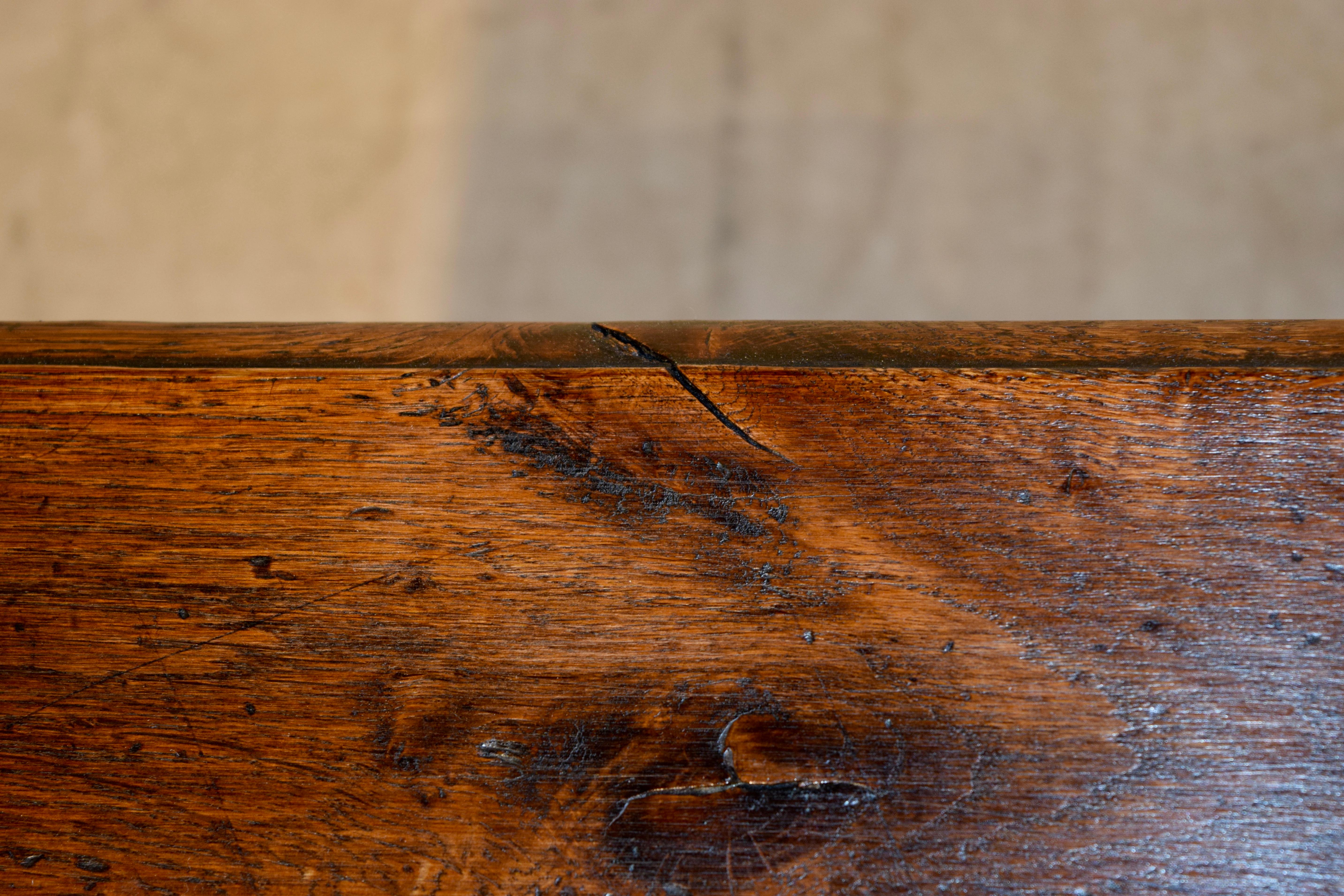 19th Century Oak Joint Stool im Zustand „Gut“ in High Point, NC