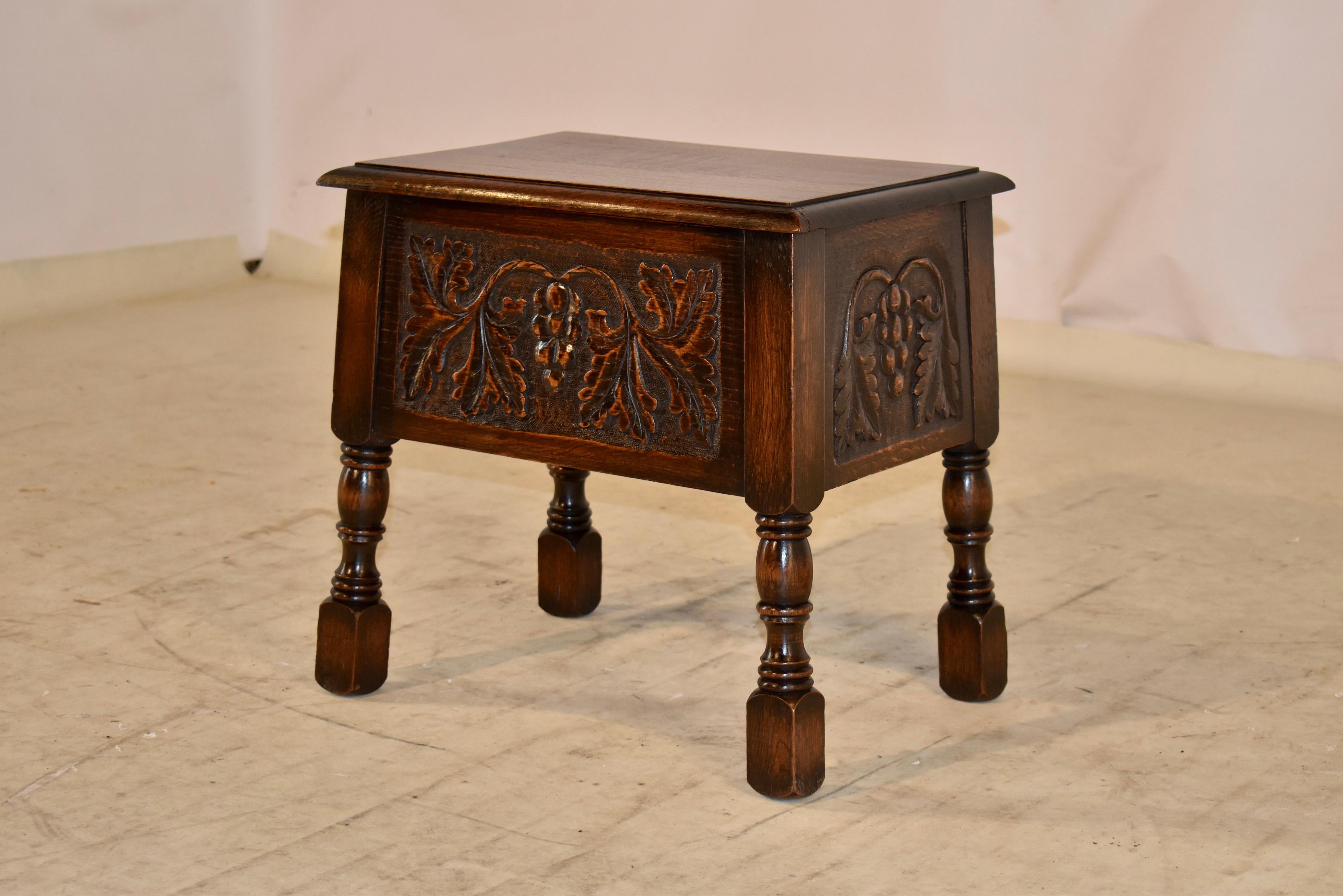 English 19th Century Oak Lift Top Stool