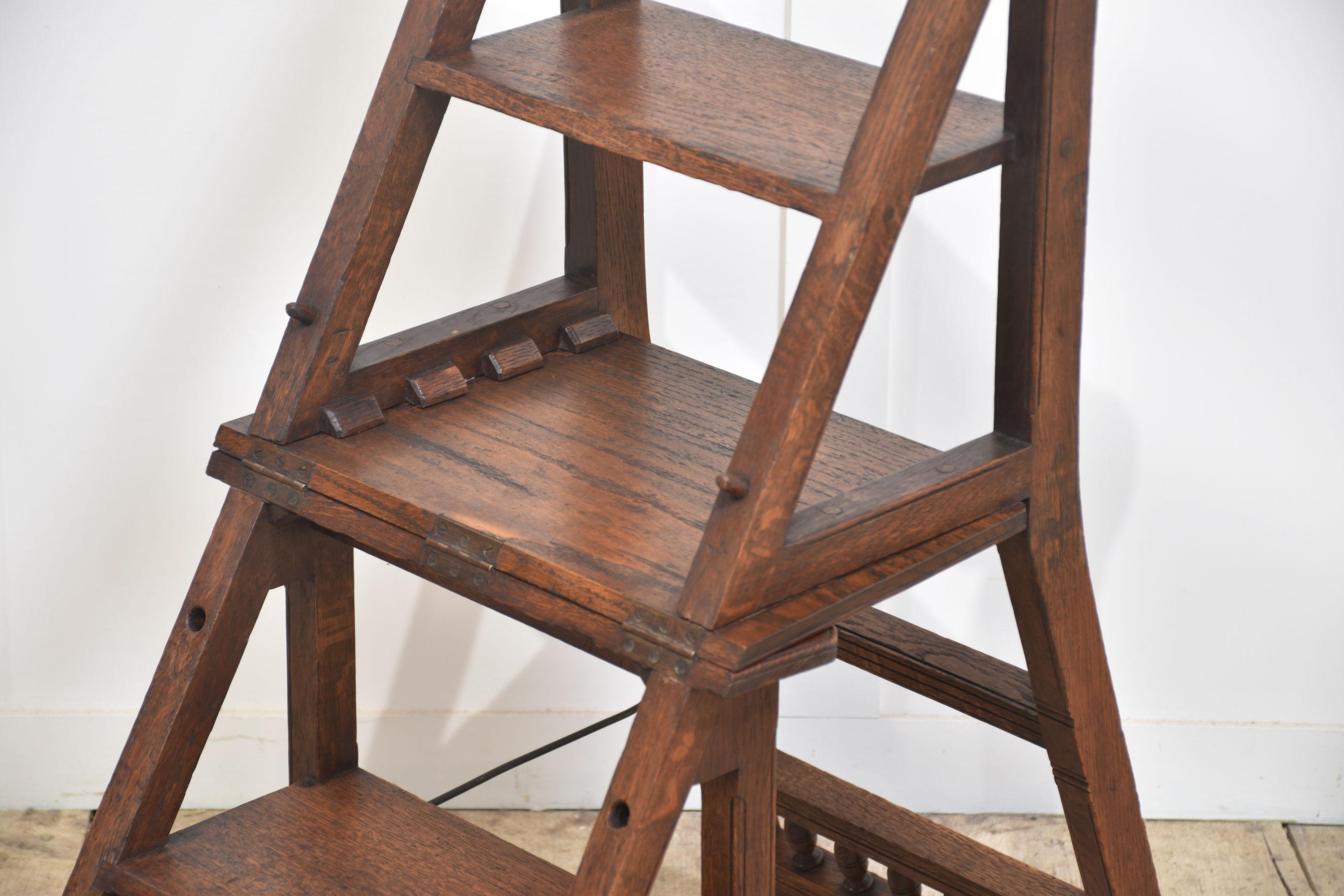 Sedia metamorfica in Oak del XIX secolo in vendita 4