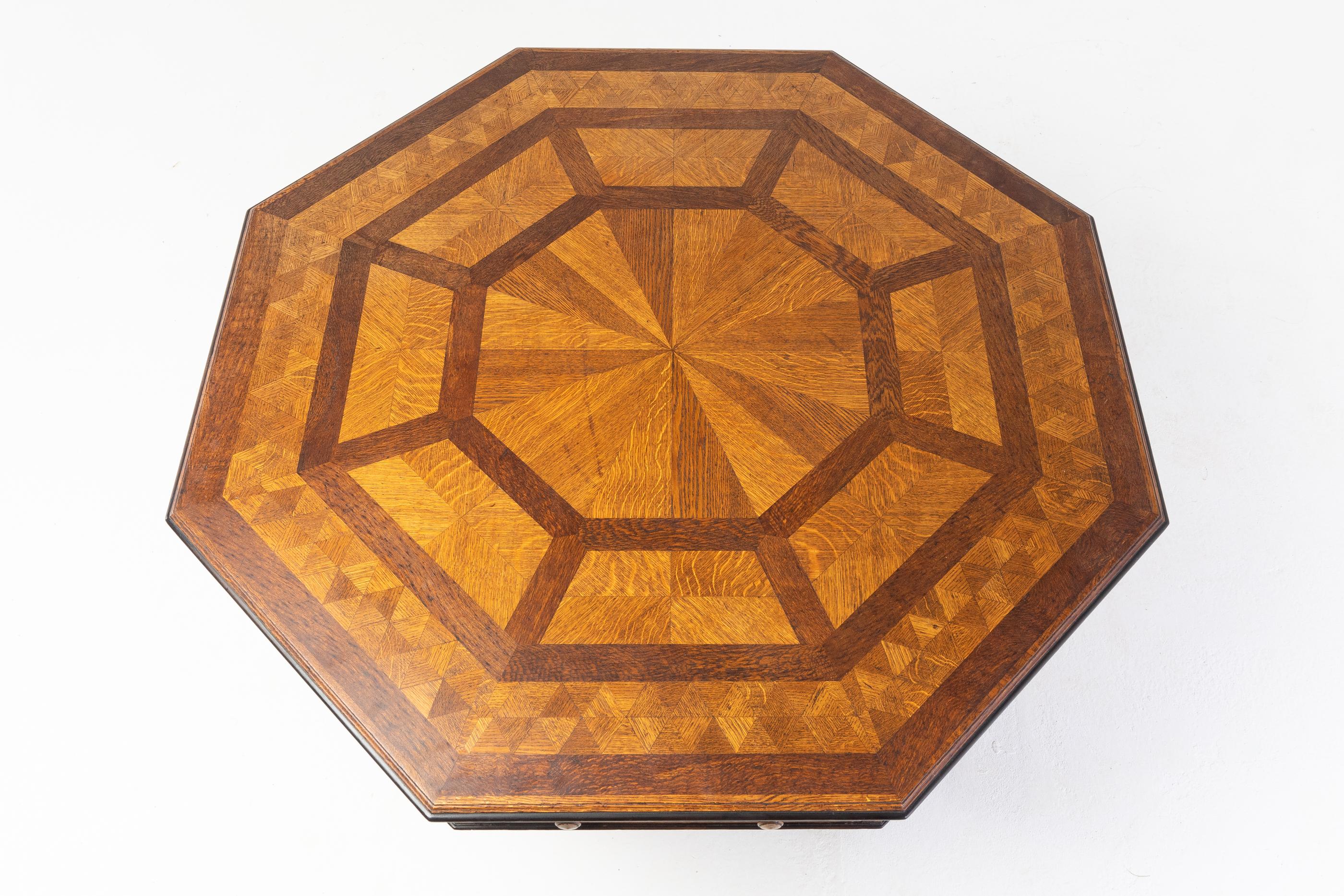 19th Century Oak Octagonal Parquetry Drum Table In Excellent Condition In Gloucestershire, GB