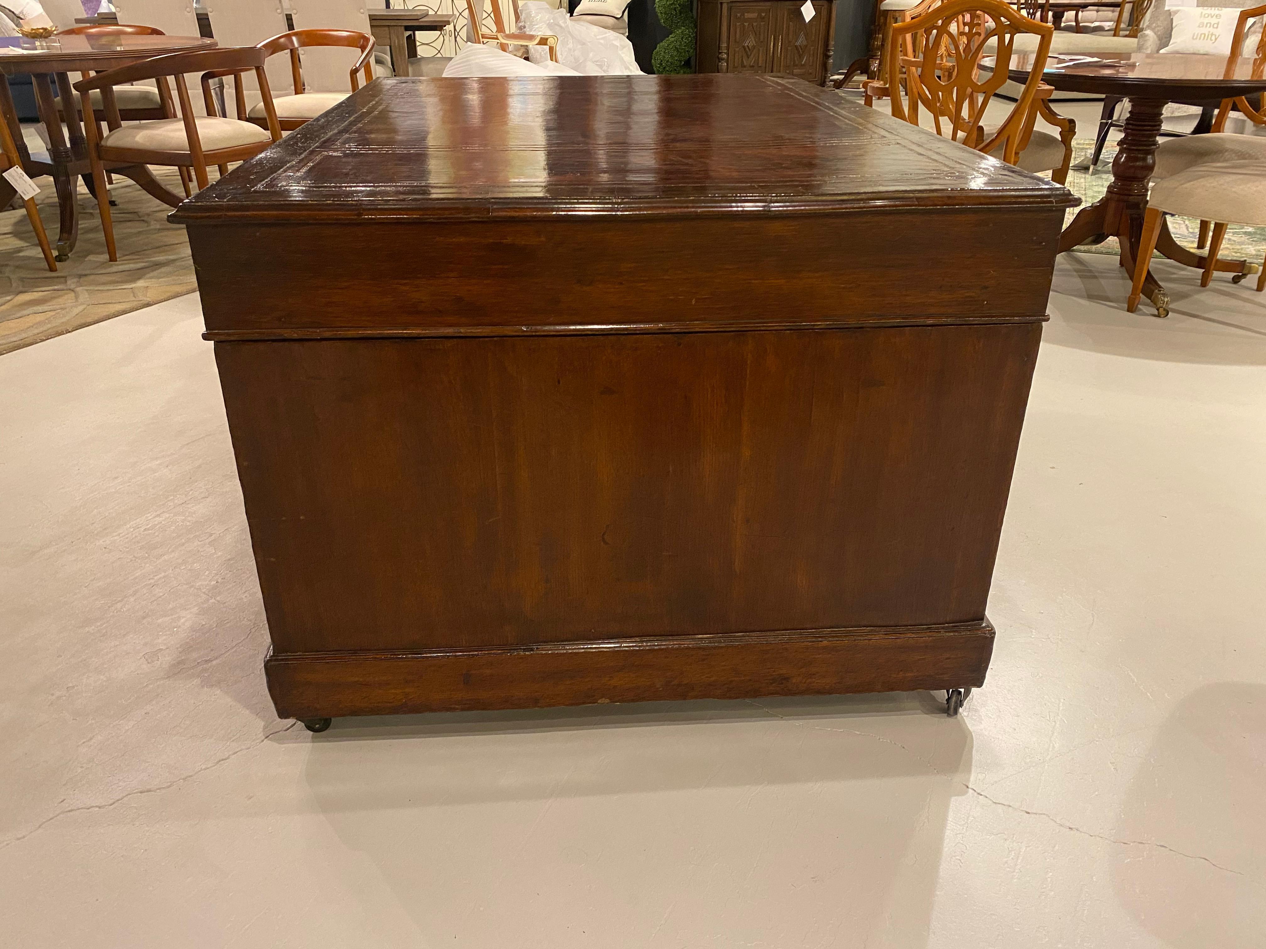 19th Century Oak Partners Desk, Leather Writing Surface, Brass Hardware In Fair Condition For Sale In Toronto, CA