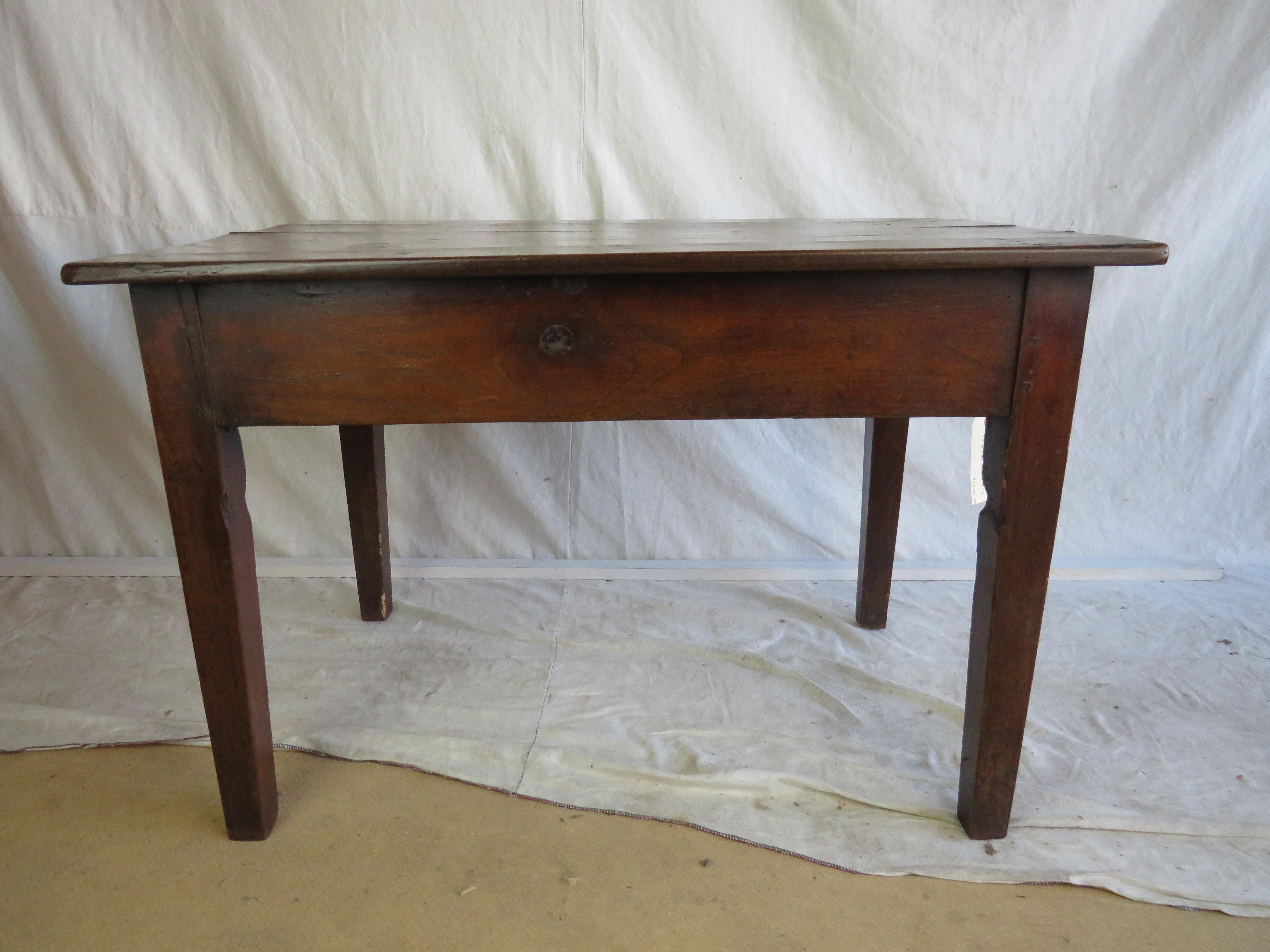 19th Century Oak Side Table In Good Condition In Nantucket, MA