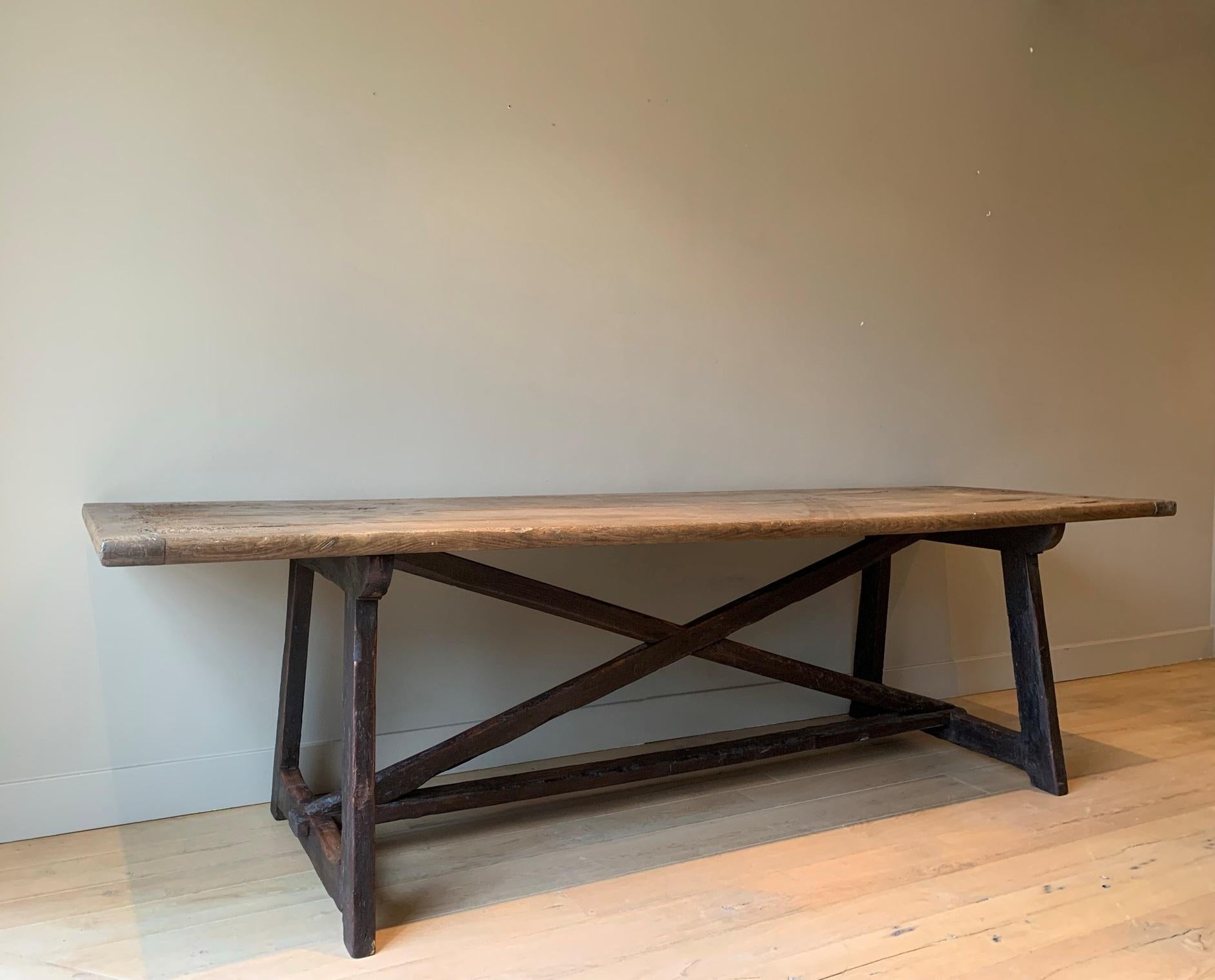 Table de réfectoire à tréteaux en Oak du 19e siècle 7