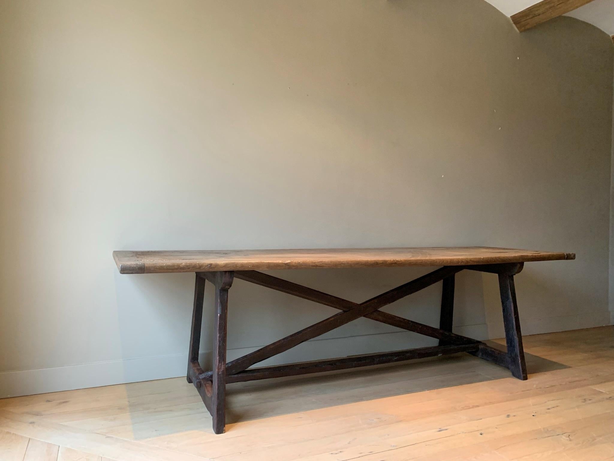 19. Jahrhundert Oak Trestle Refectory Tisch (Spanisch)