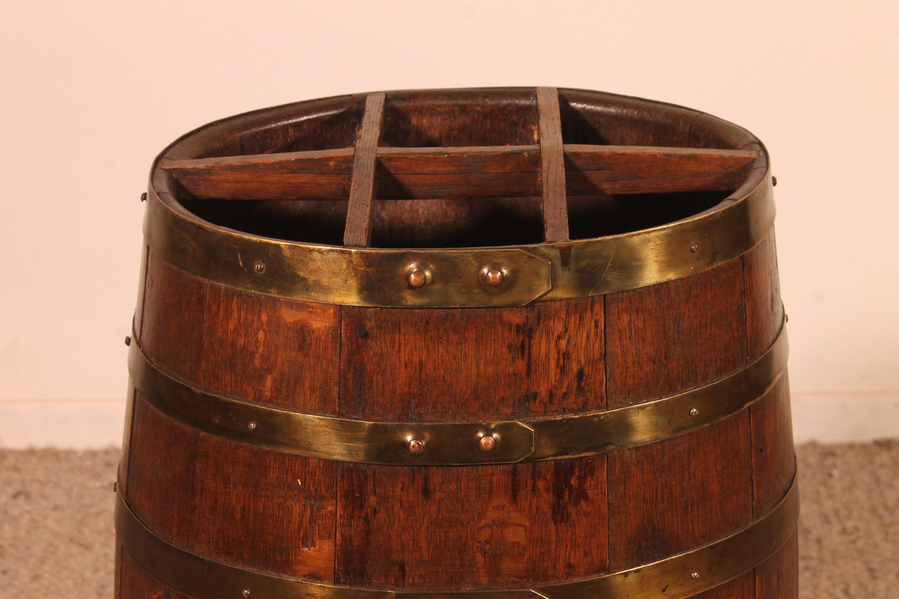 Britannique Porte-parapluie ou Sticks en Oak du 19ème siècle en vente
