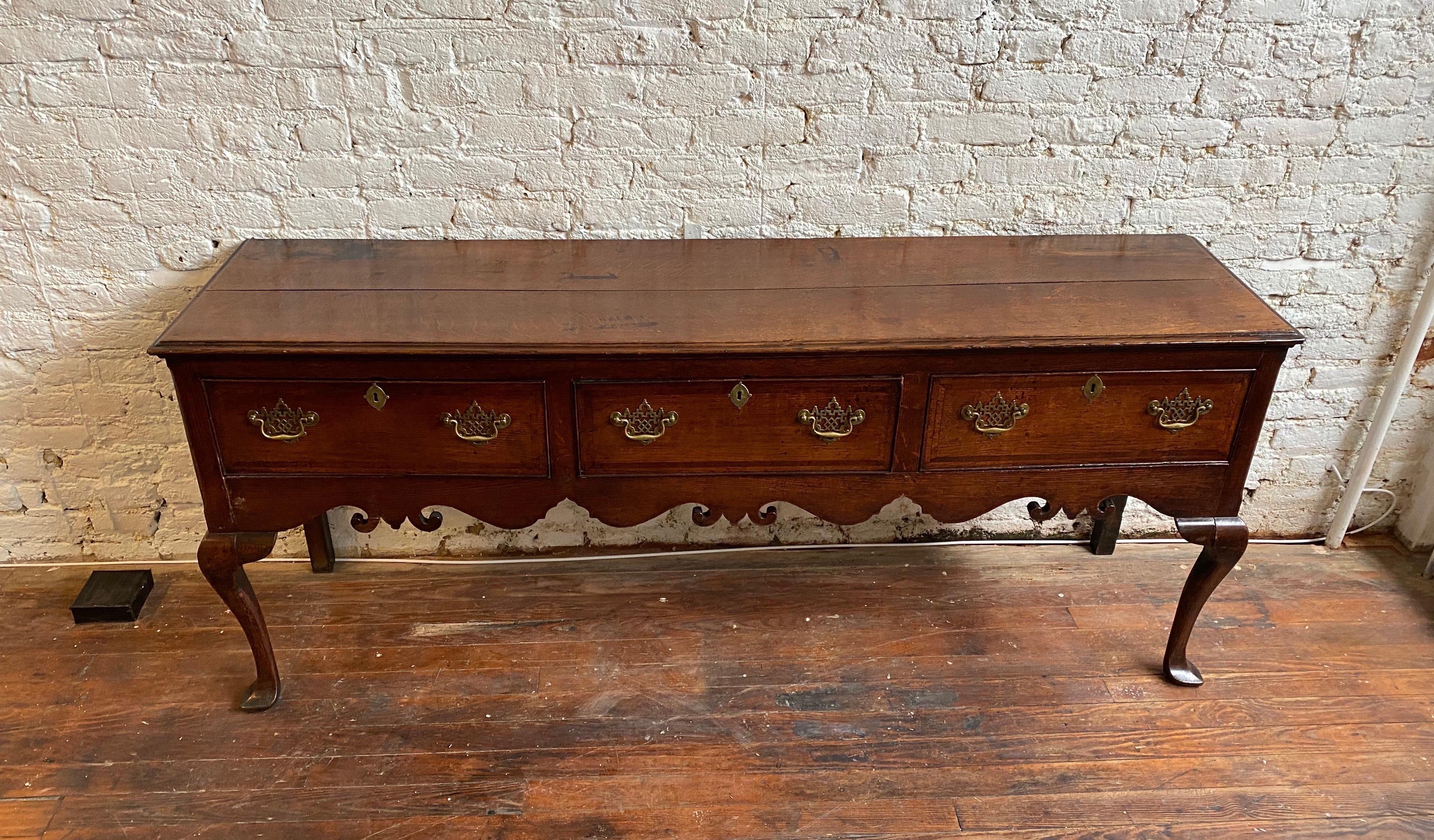 19th Century Oak Welsh Dresser Base In Good Condition In Charleston, SC