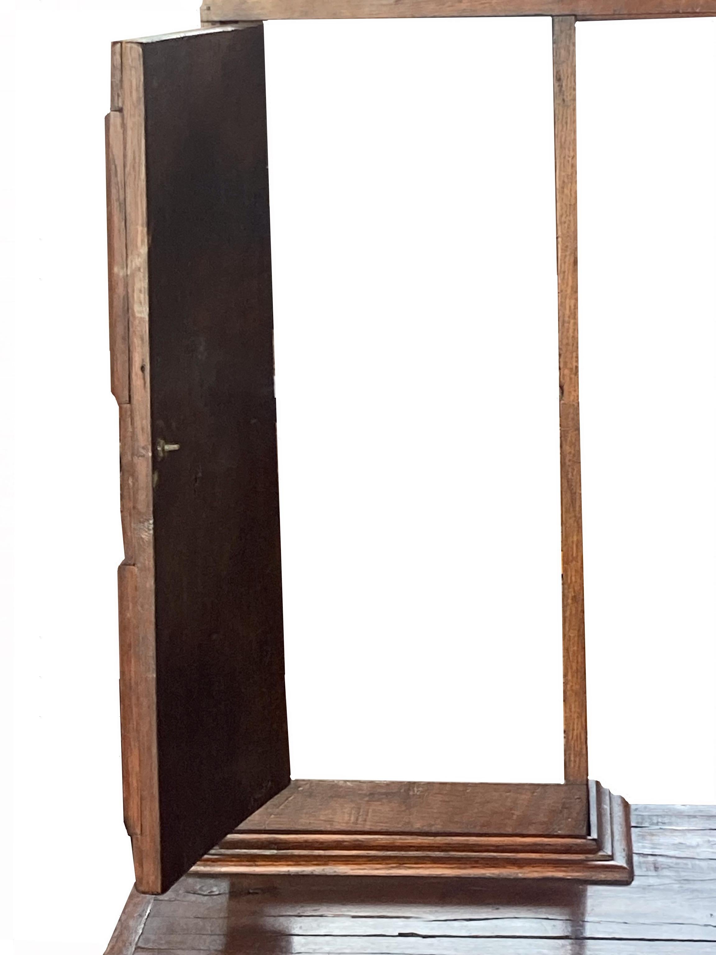 Cassettone / credenza / portapiatti gallese in Oak del XIX secolo in vendita 1