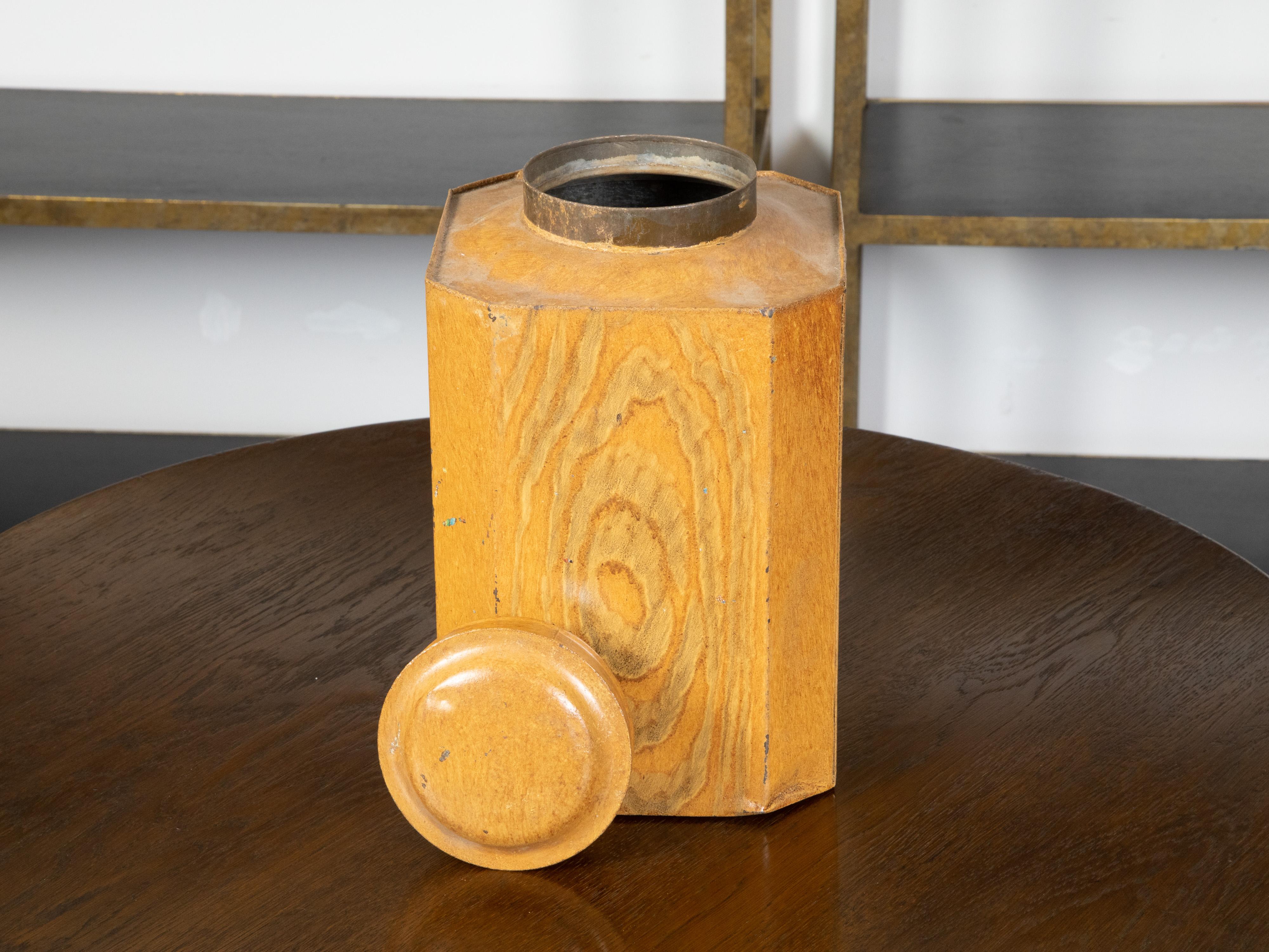 19th Century, Octagonal Lidded Tin Canister with Yellow Faux Bois Finish In Good Condition For Sale In Atlanta, GA