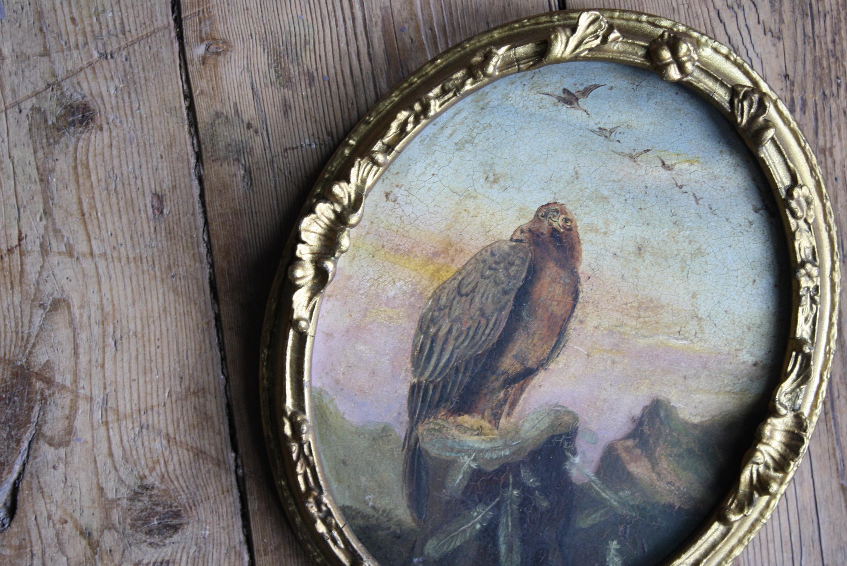 Peint à la main Huile sur étain du 19e siècle Oiseau de prière aigle doré  en vente