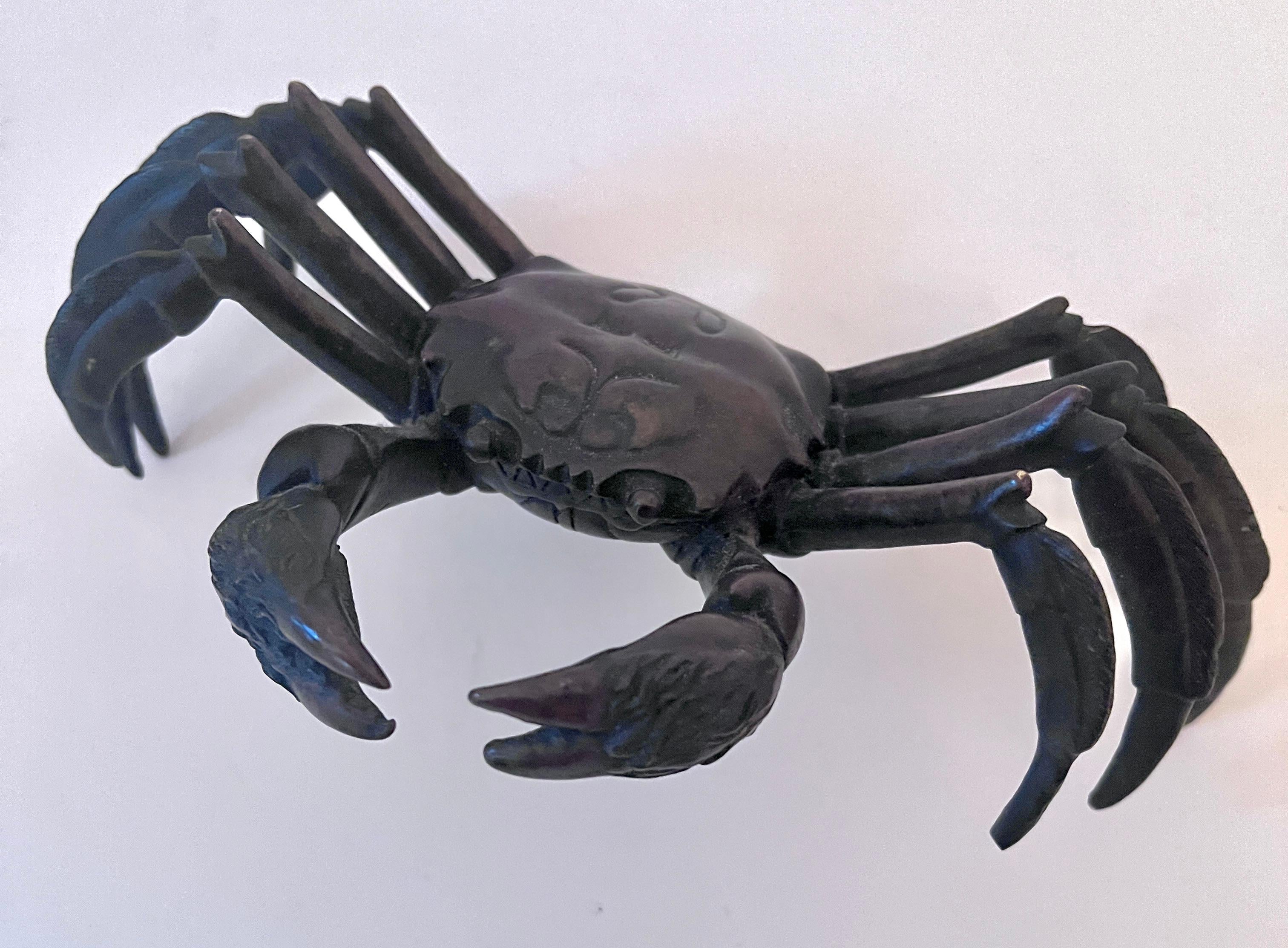 Hand-Crafted 19th Century Okimono Bronze Japanese Crab Sculpture Paperweight For Sale