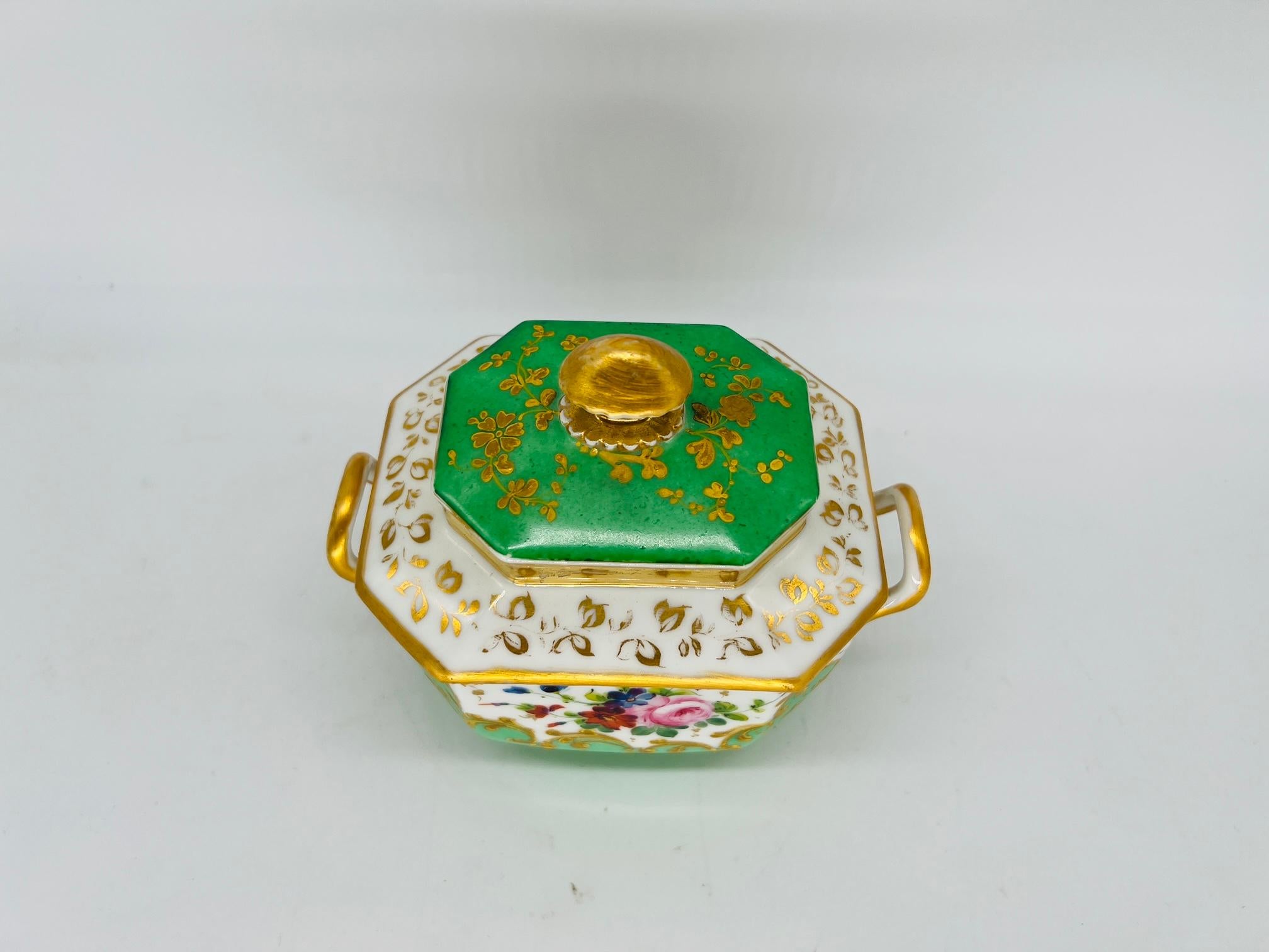Azucarero de Porcelana Dorada y Esmalte Floral del Siglo XIX, Old Paris Francés en venta