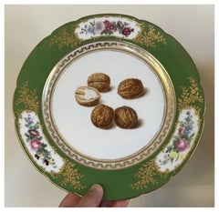 19th Century Old Paris Porcelain Trompe L'oeil Plate Decorated with Walnuts