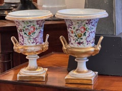 Old Pariser Urnen des 19. Jahrhunderts - ein Paar